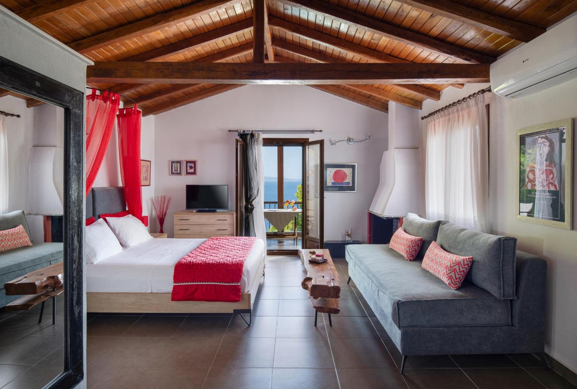 Heos Aparthotel Ormos Panagias