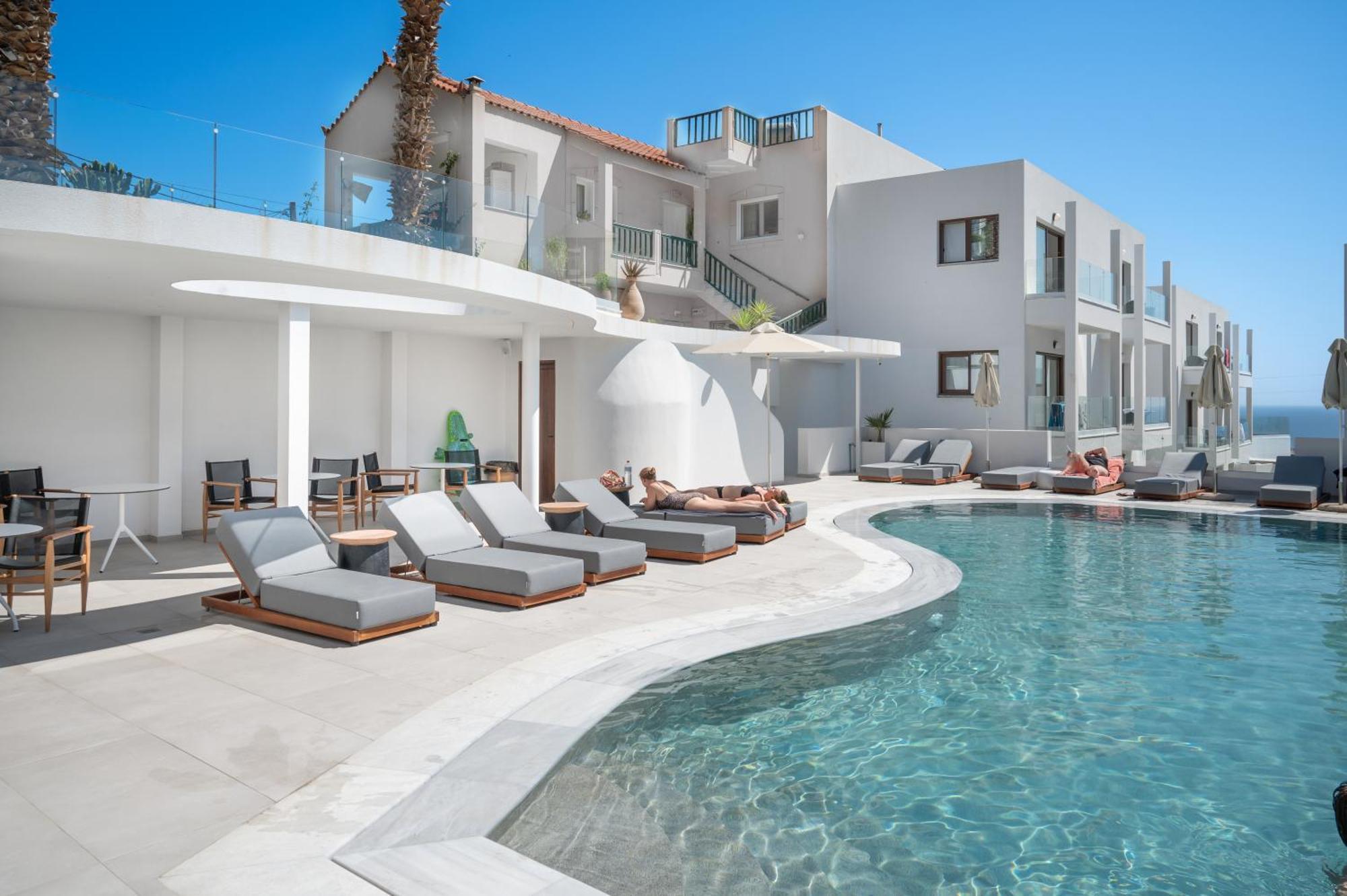 Aparthotel Mika & Hersonissos (Crete)