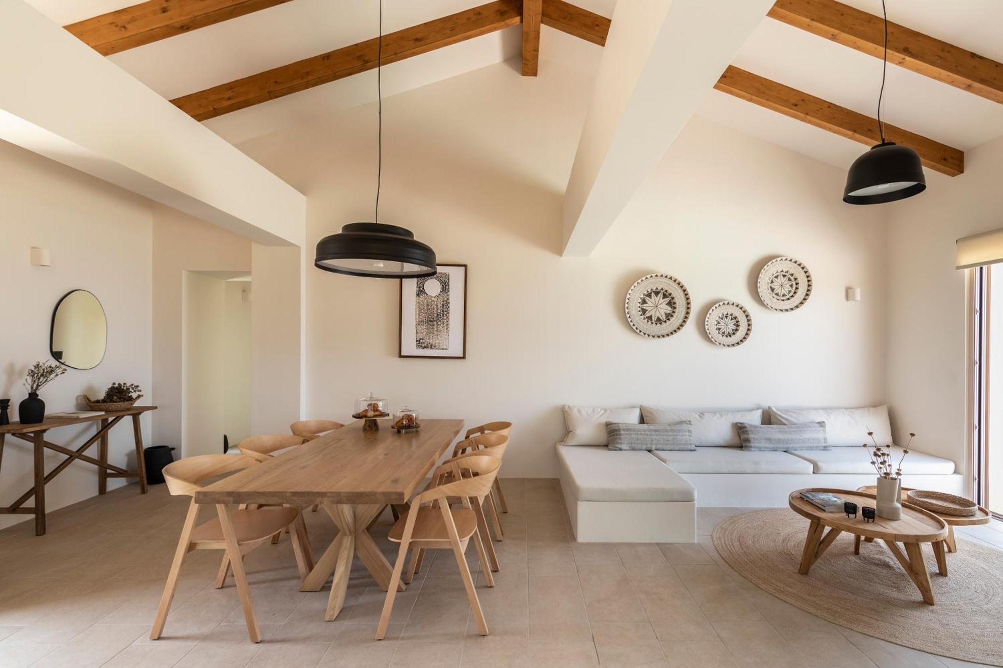 Avertosia Luxury Villa