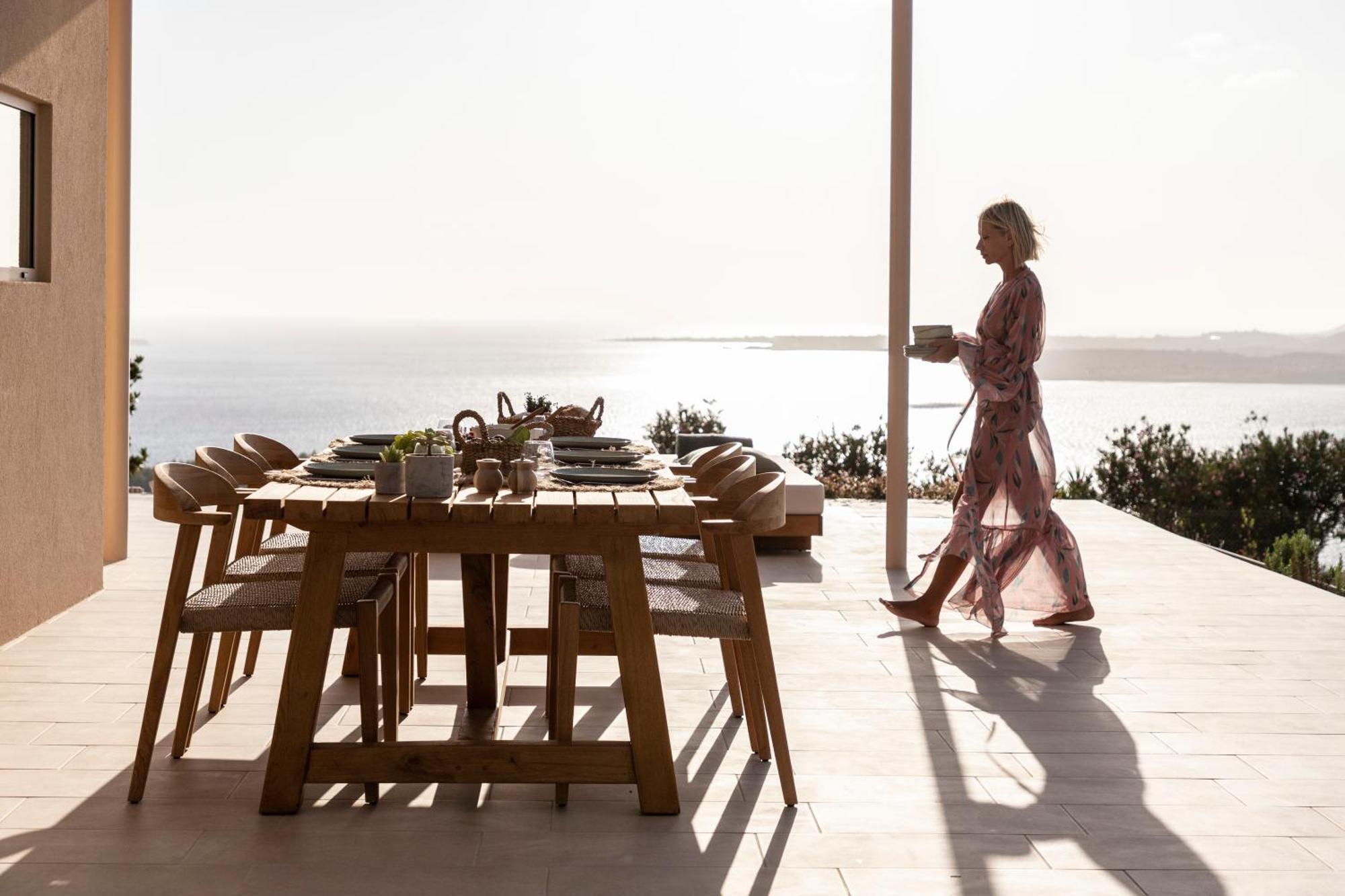 Avertosia Luxury Villa