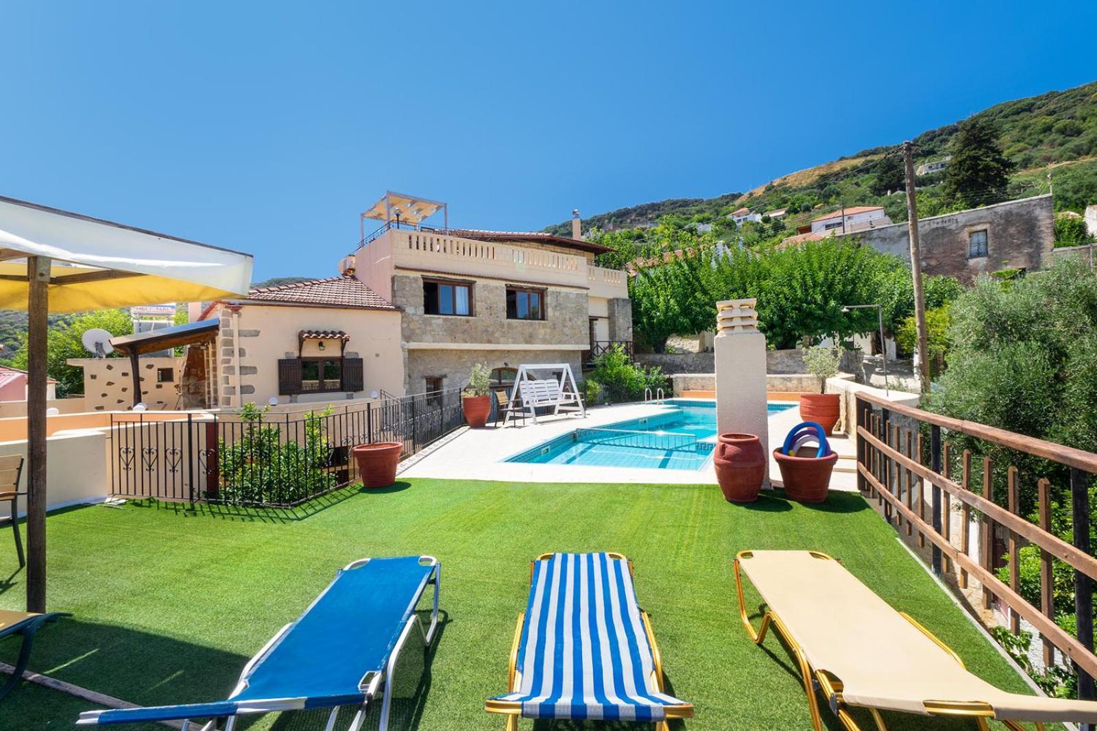 4-bedroom House Villa *