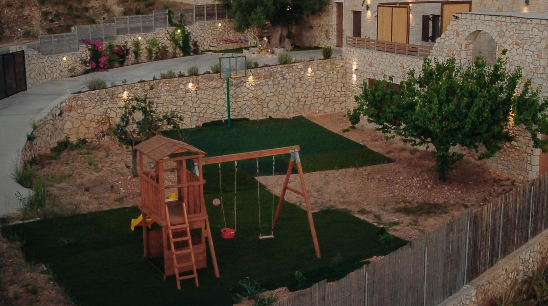 Villa Ioanna Chateau - Luxury Stone *