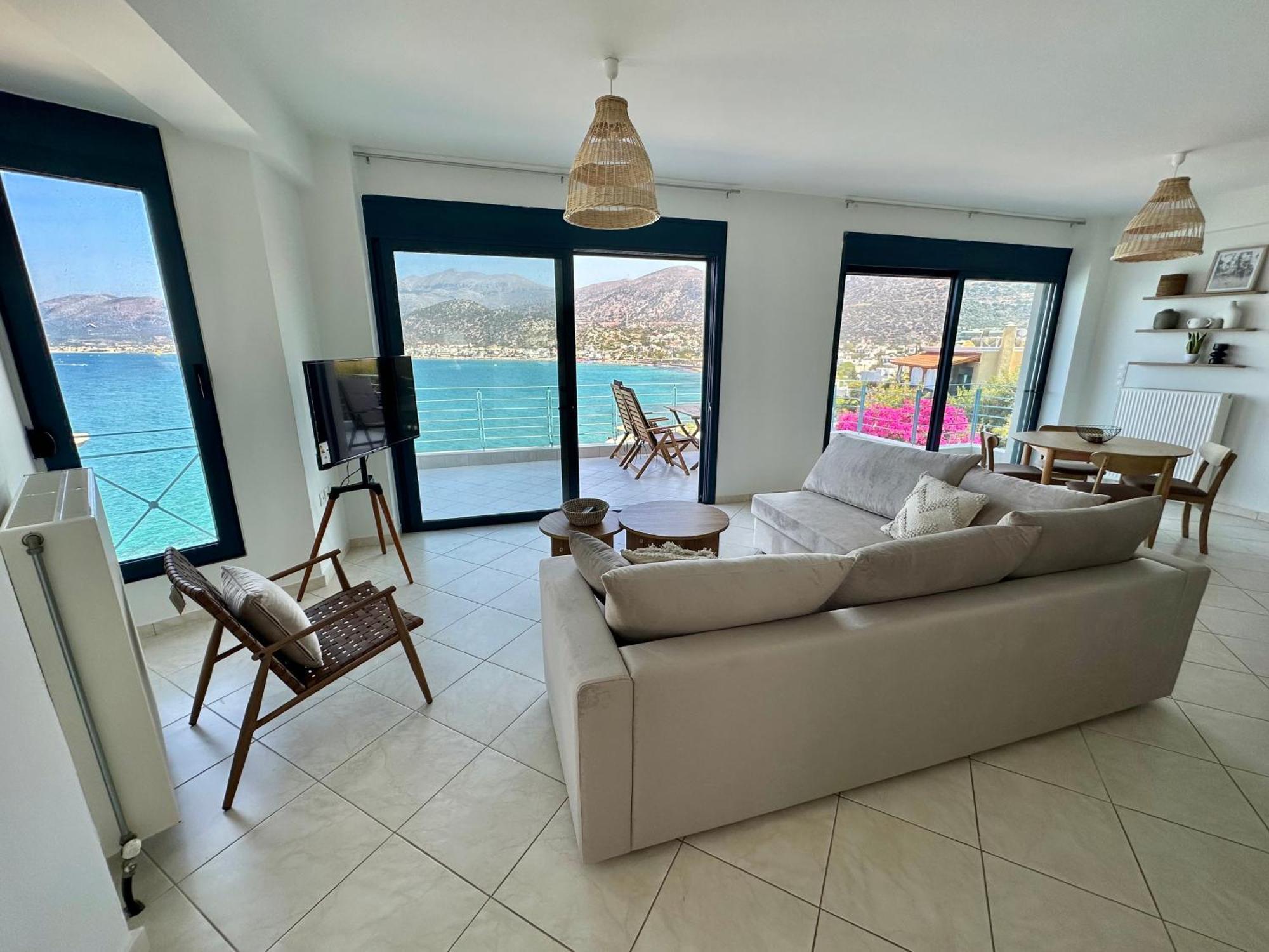 Frosini Seafront Loft Apartment Stalida