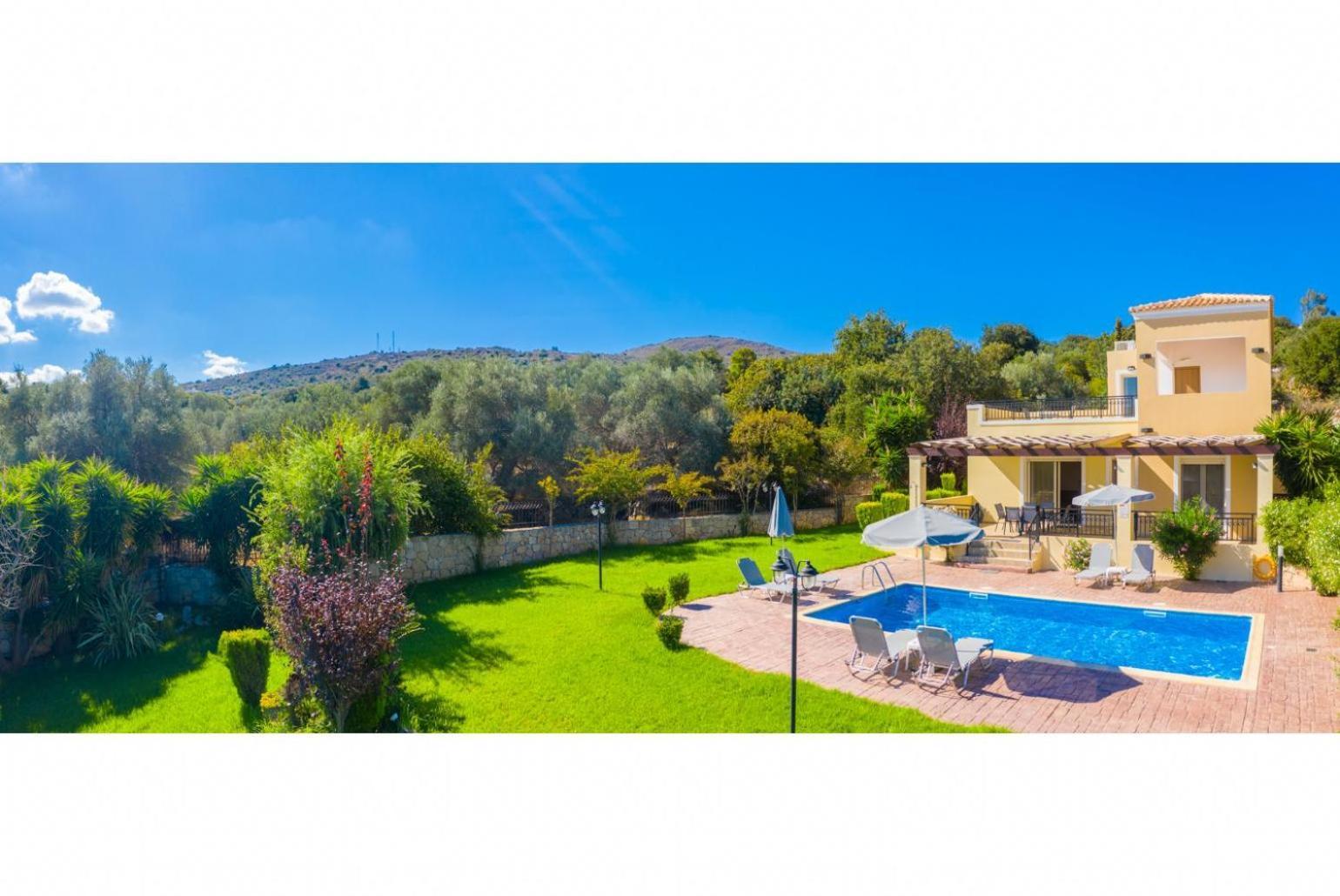 Mary Villa *