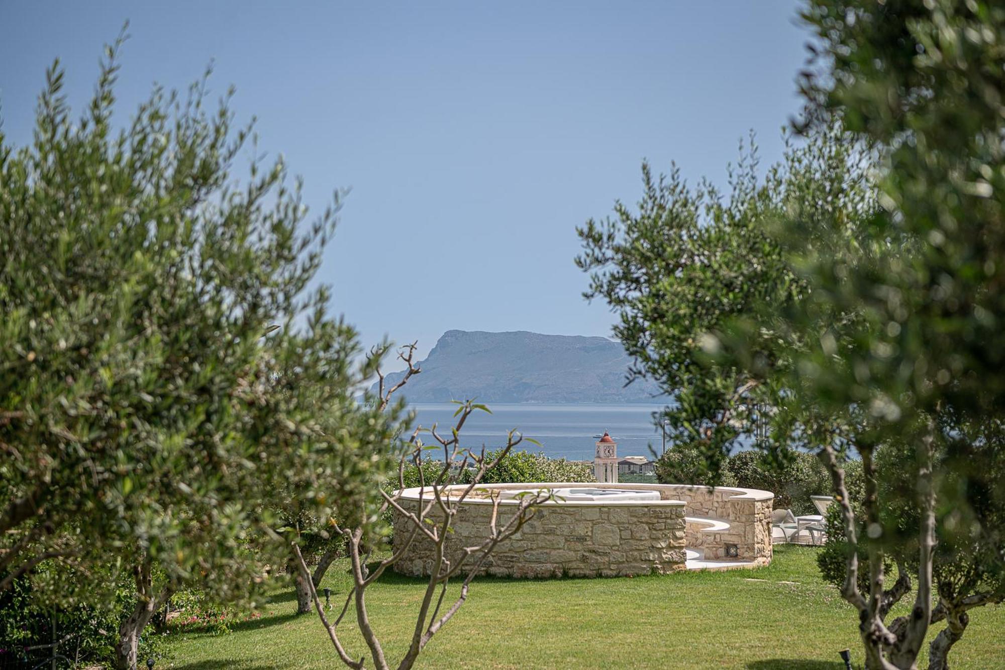 Villa Aloni