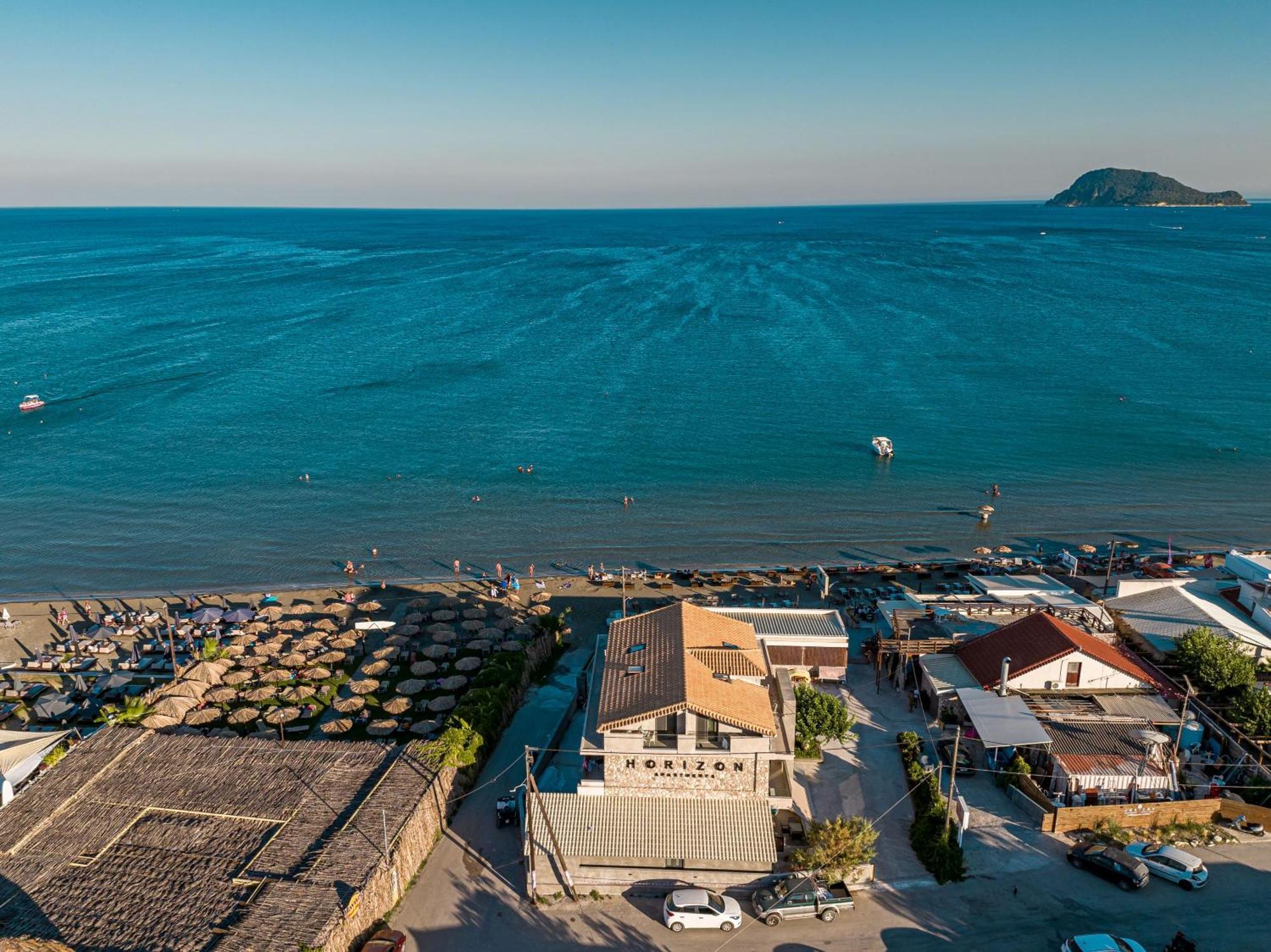 Hotel Horizon - Beachfront Luxury, By Zantewize *
