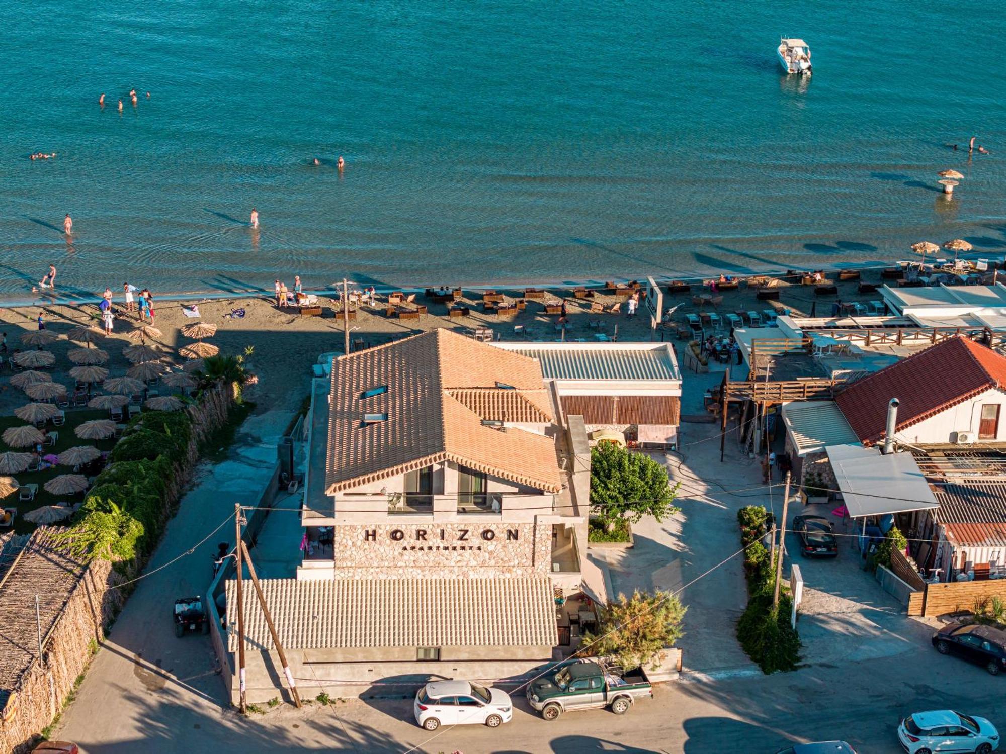 Horizon - Beachfront Luxury, By Zantewize Hotel