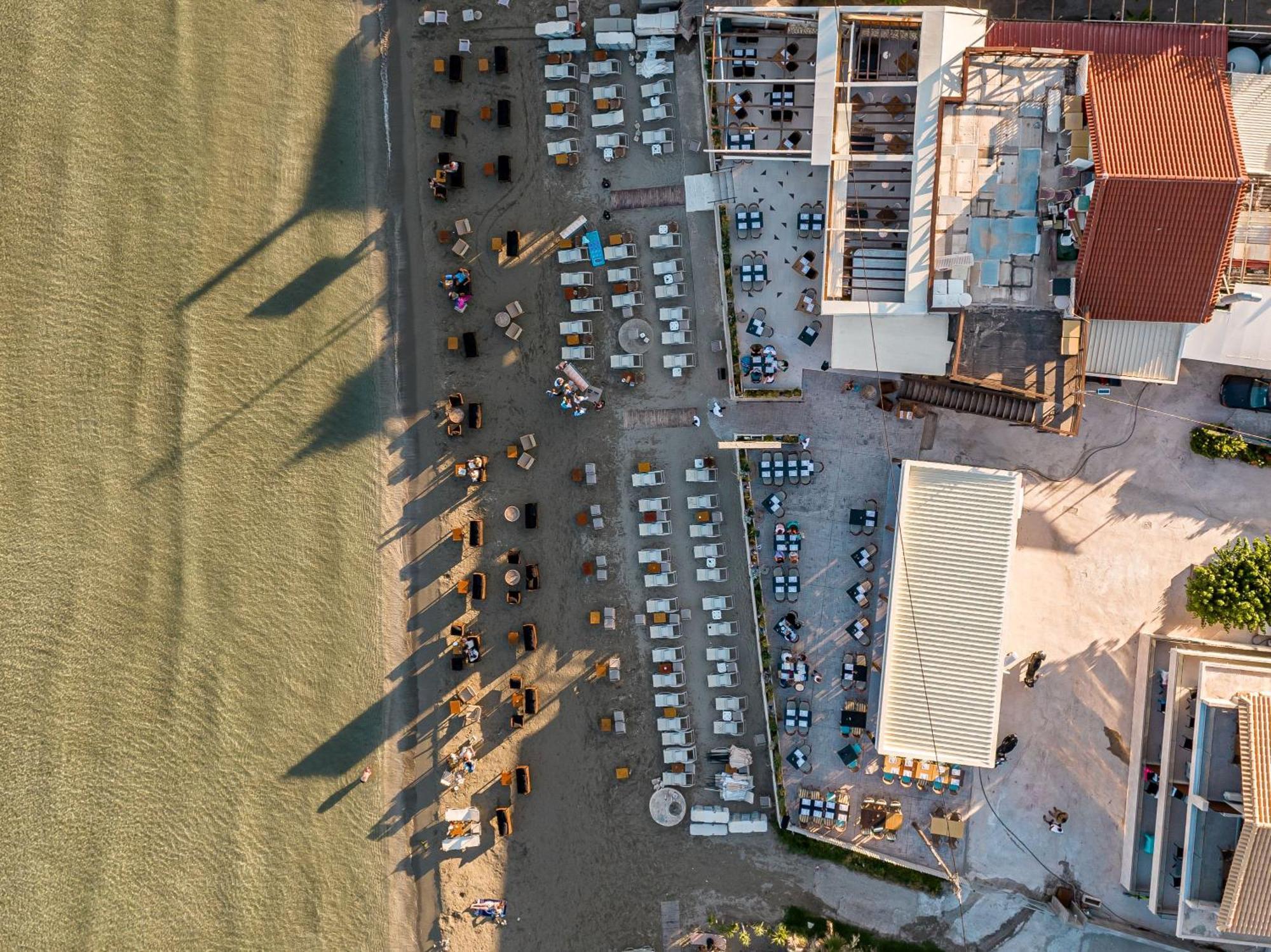 Horizon - Beachfront Luxury, By Zantewize Laganas