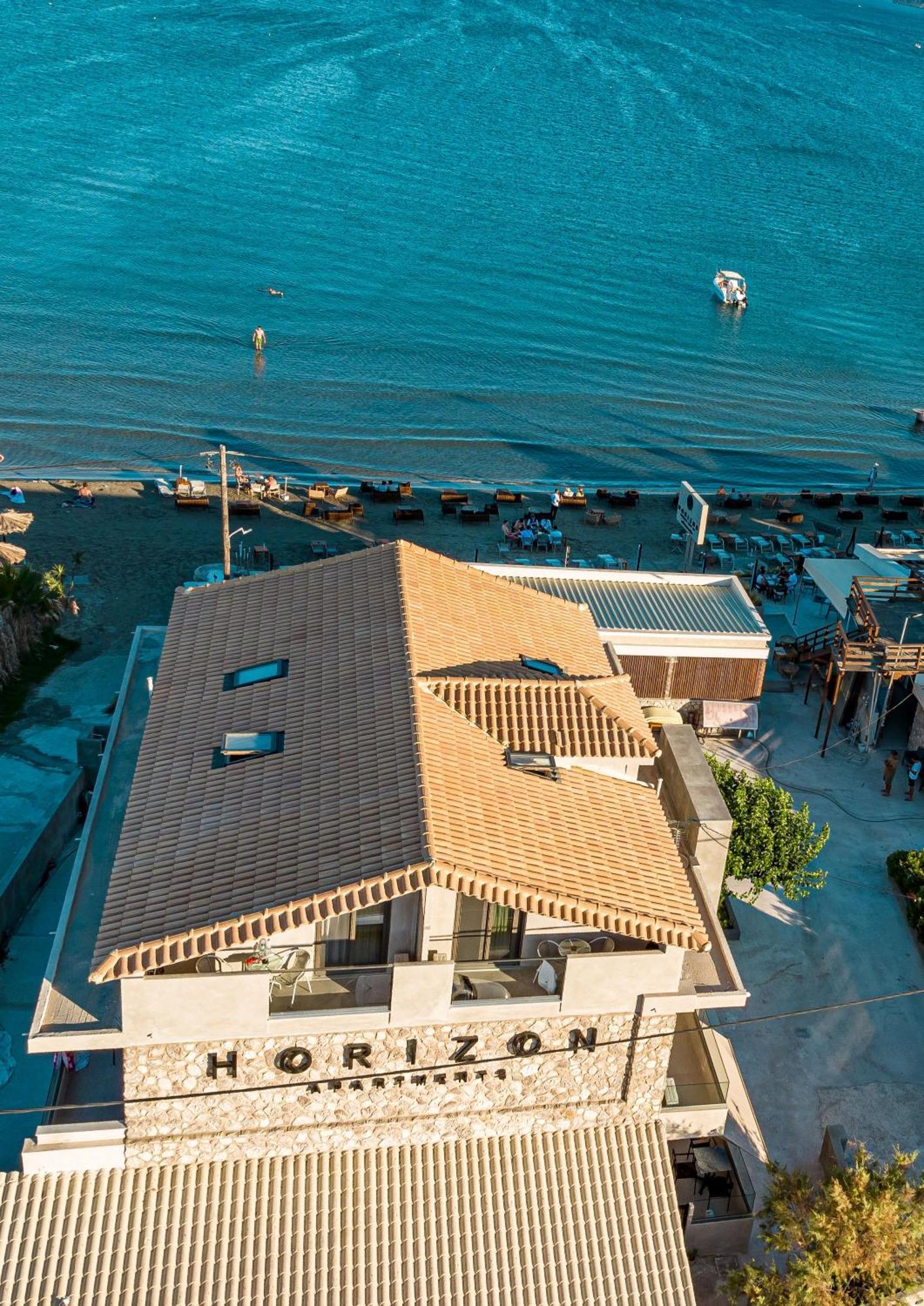 Horizon - Beachfront Luxury, By Zantewize Hotel