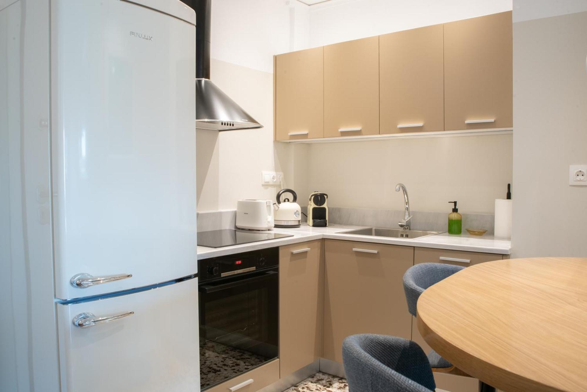 Stunning Acropolis View - 500m Metro - At Historical Center Apartment Athens