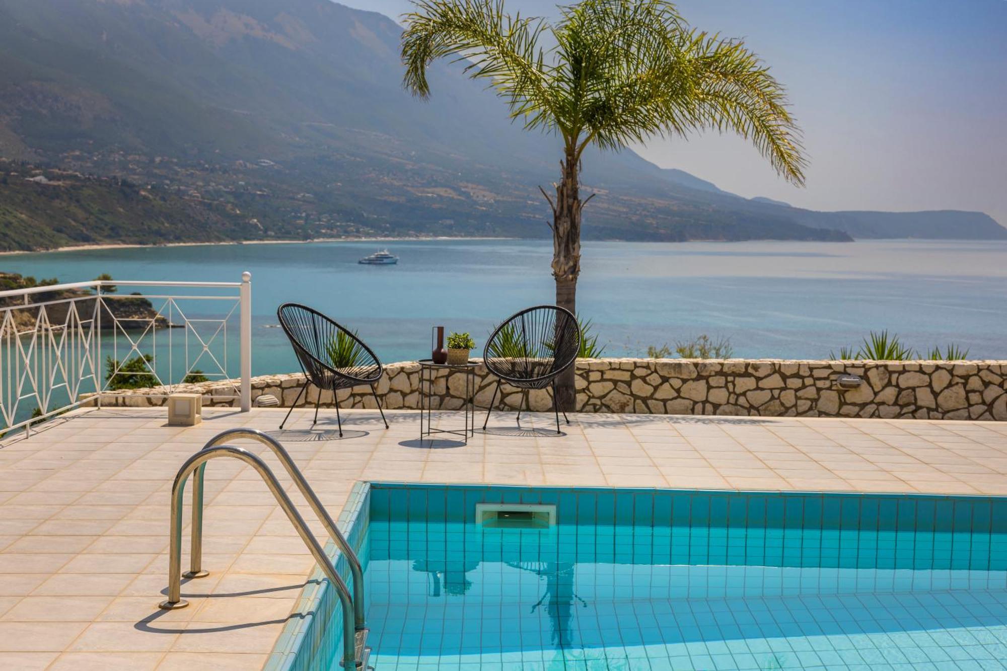 Seaspray Kefaloniaprivatevillas Villa Pesadha