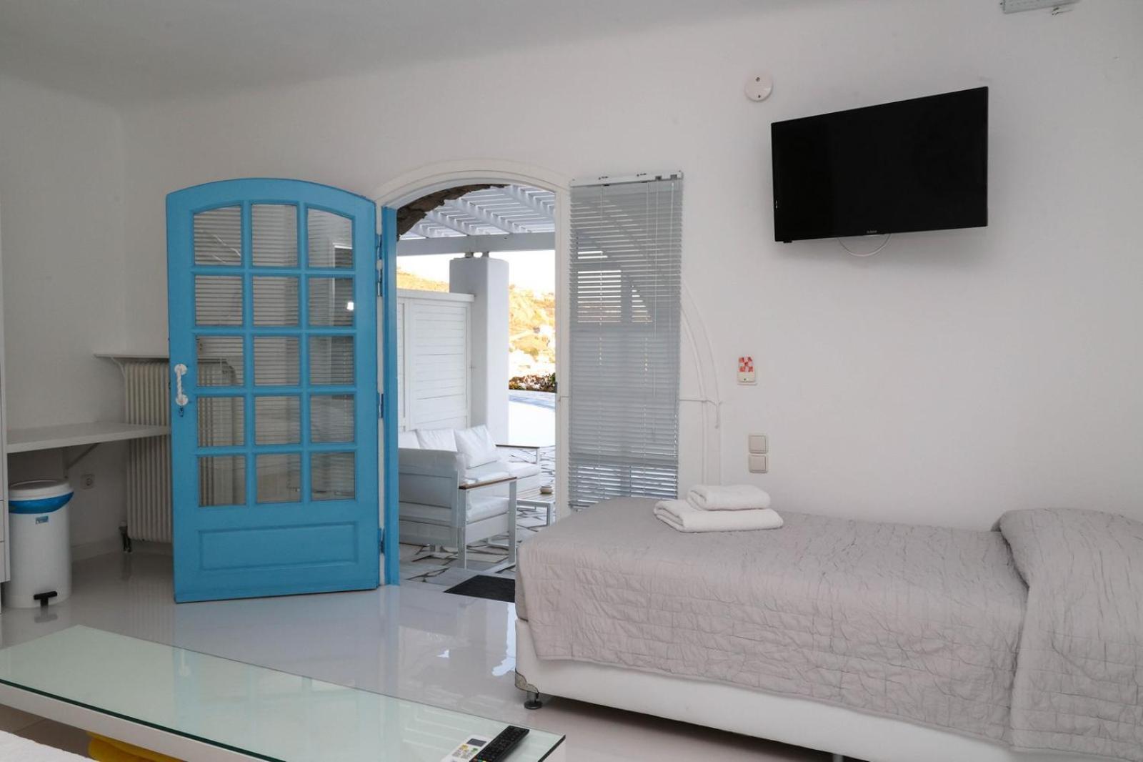Aparthotel Adikri & 3*