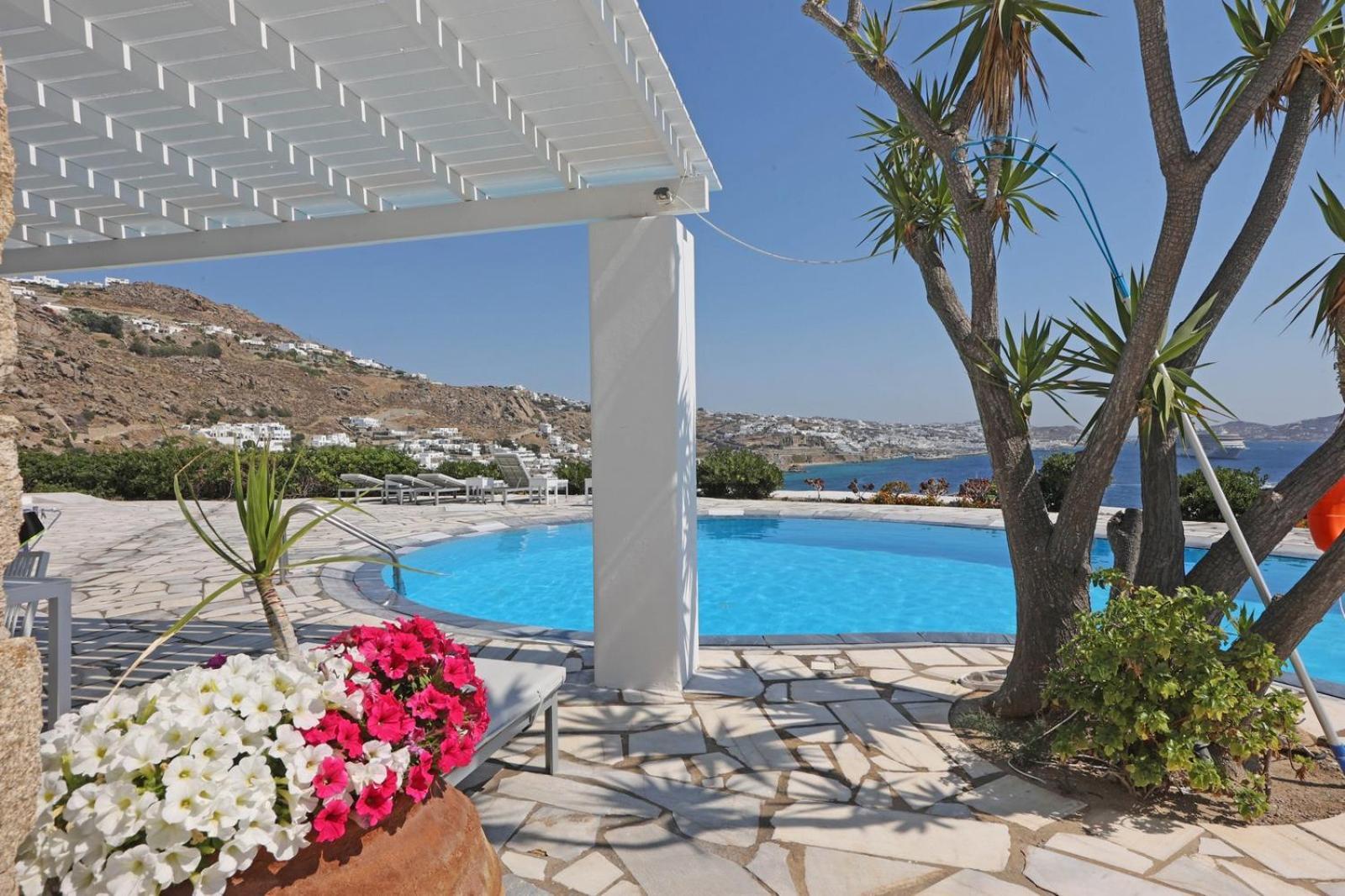 Aparthotel Adikri & 3*