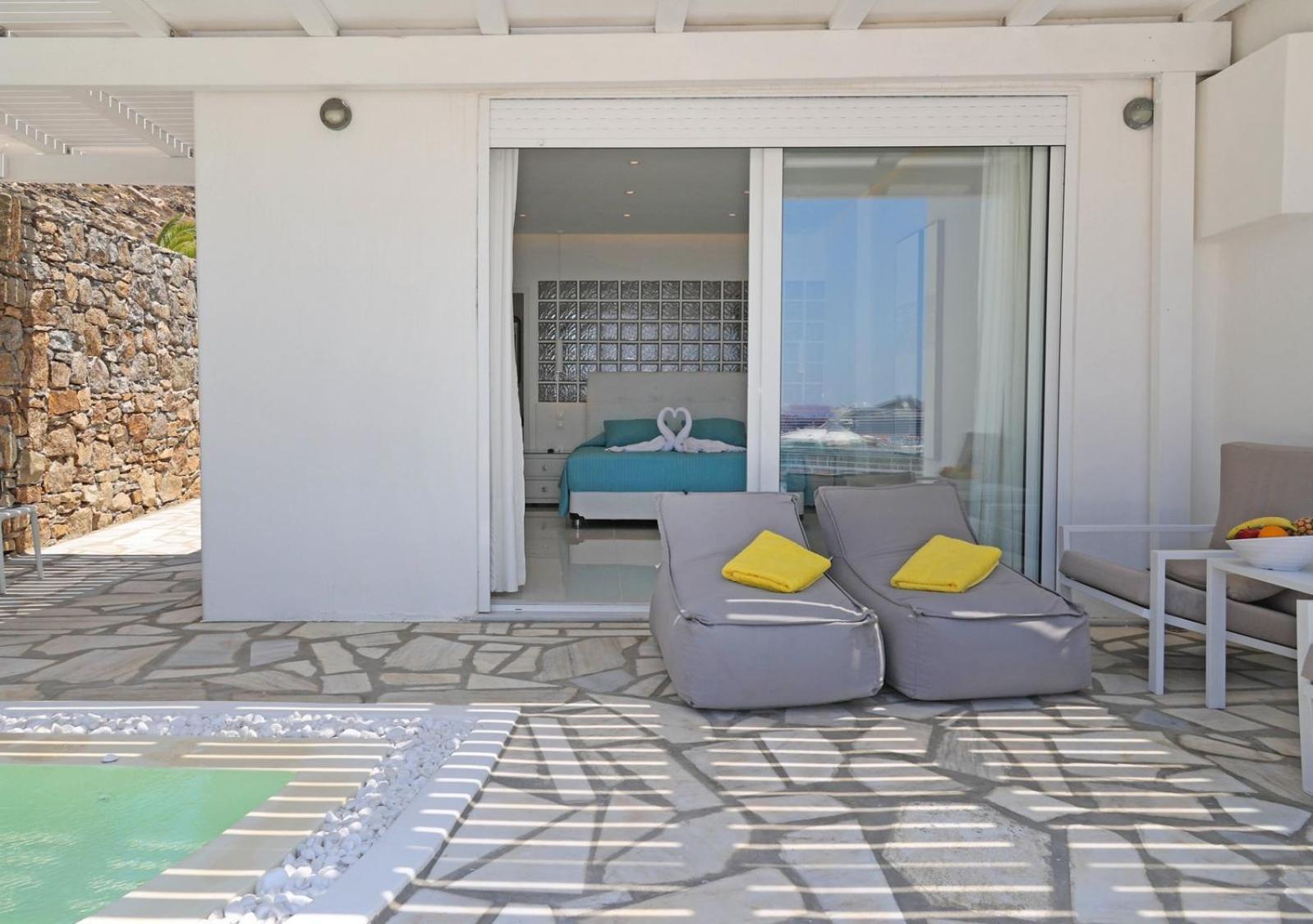 Aparthotel Adikri & 3*