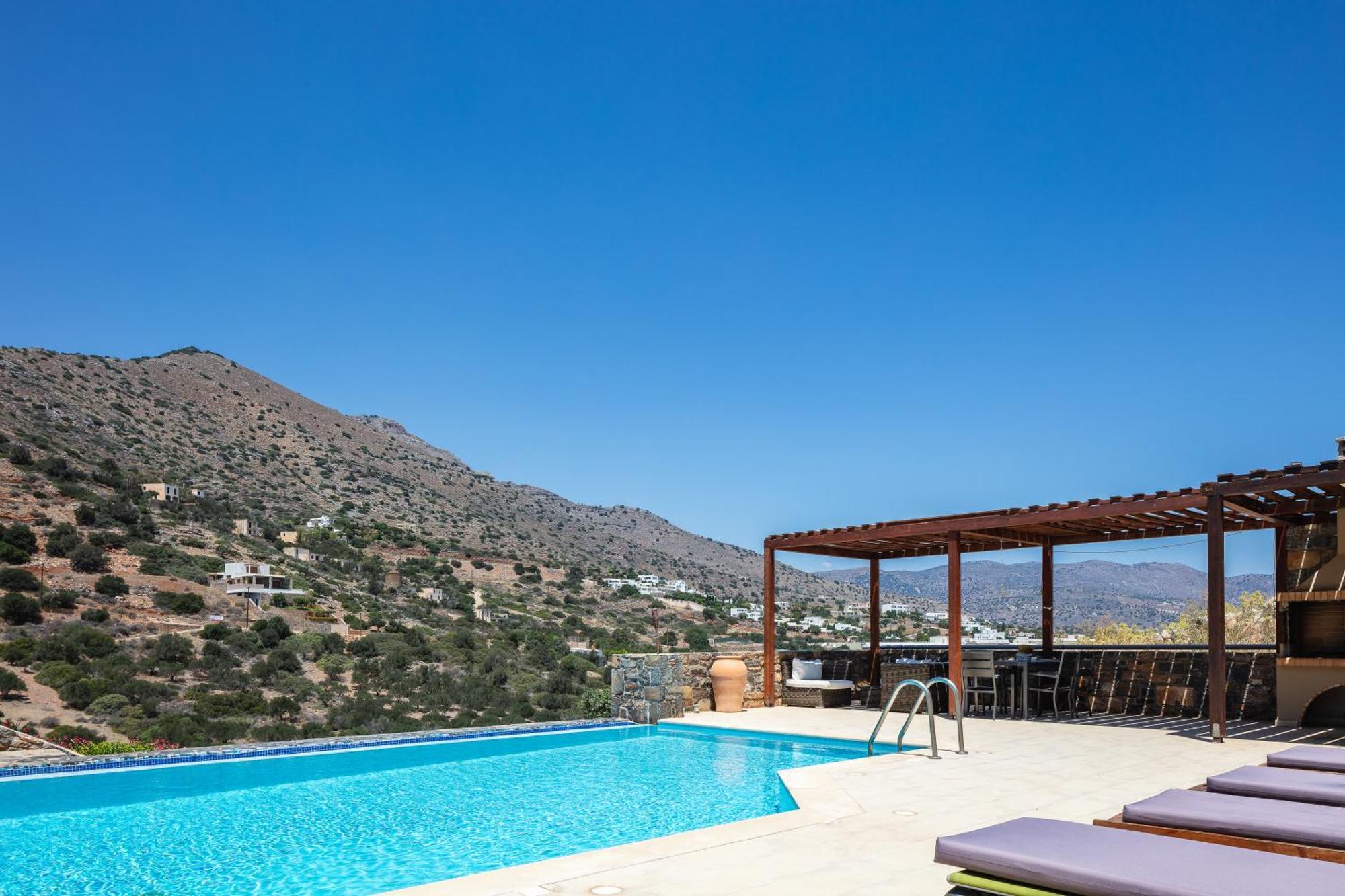 Maris Elounda (Crete)
