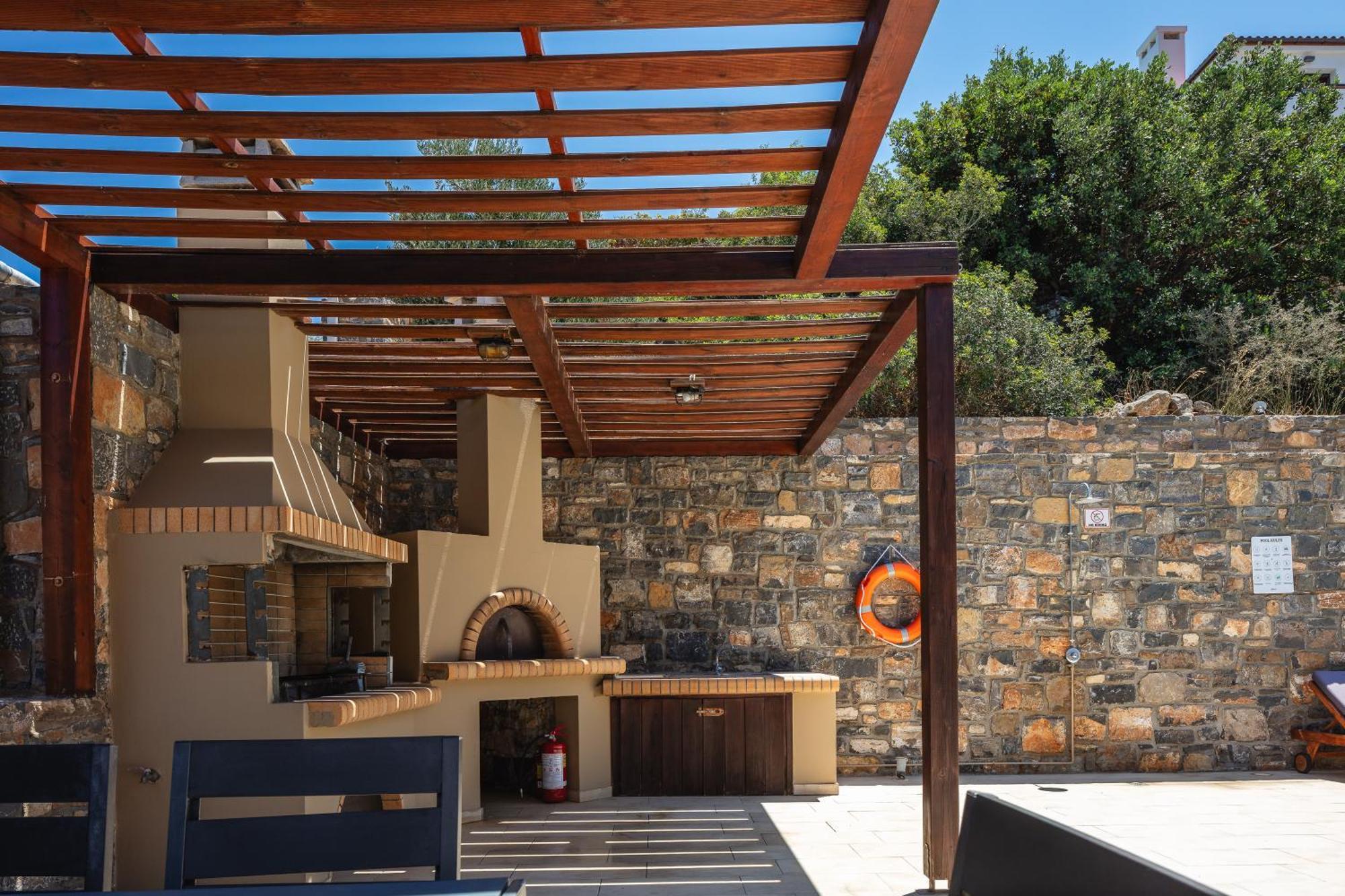 Maris Villa
