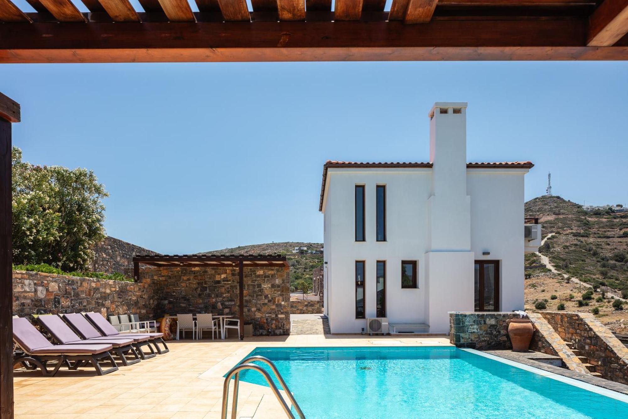 Maris Elounda (Crete)