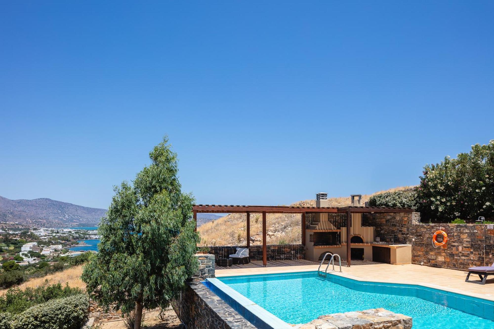 Maris Elounda (Crete)