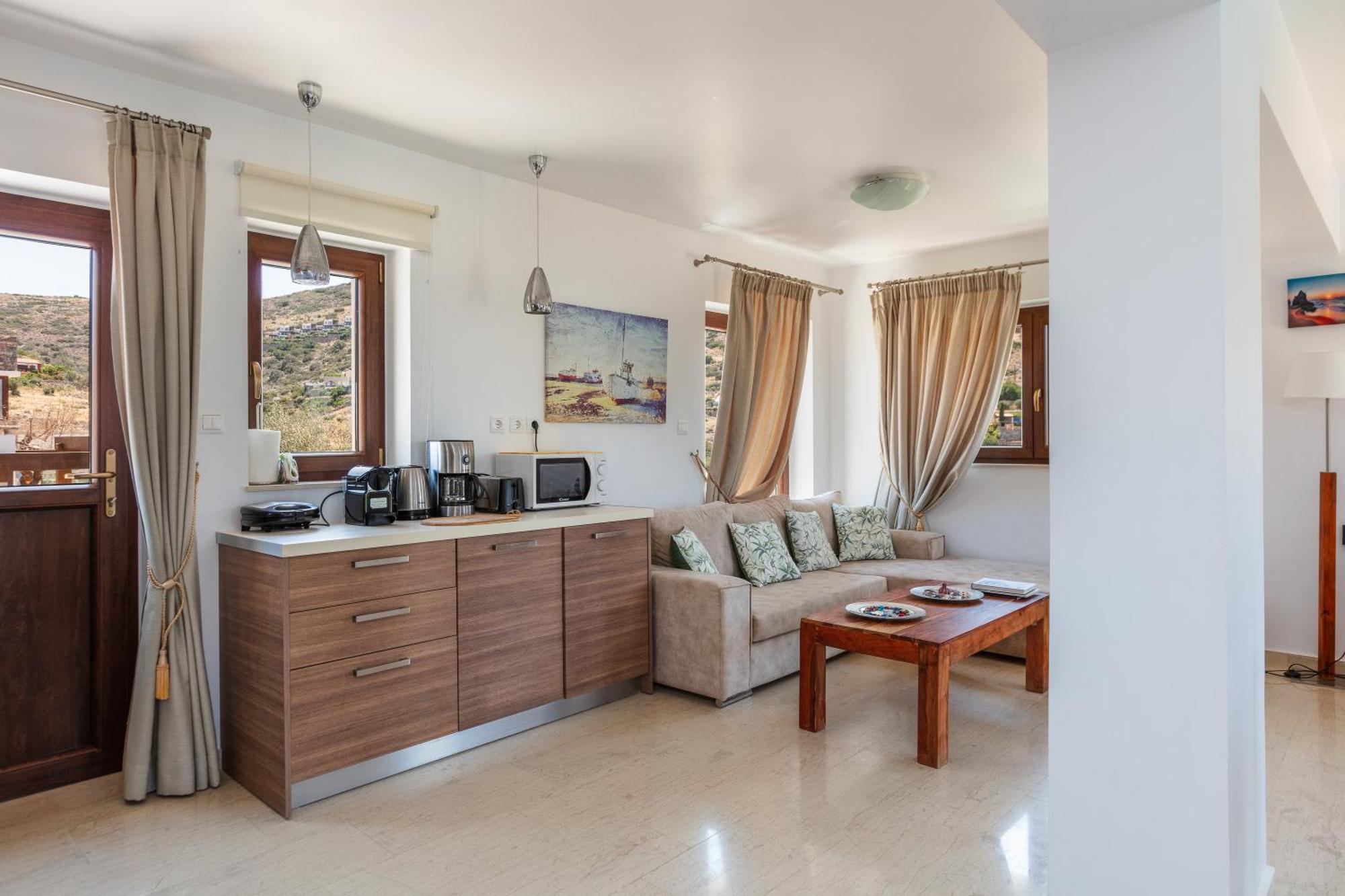Maris Elounda (Crete)
