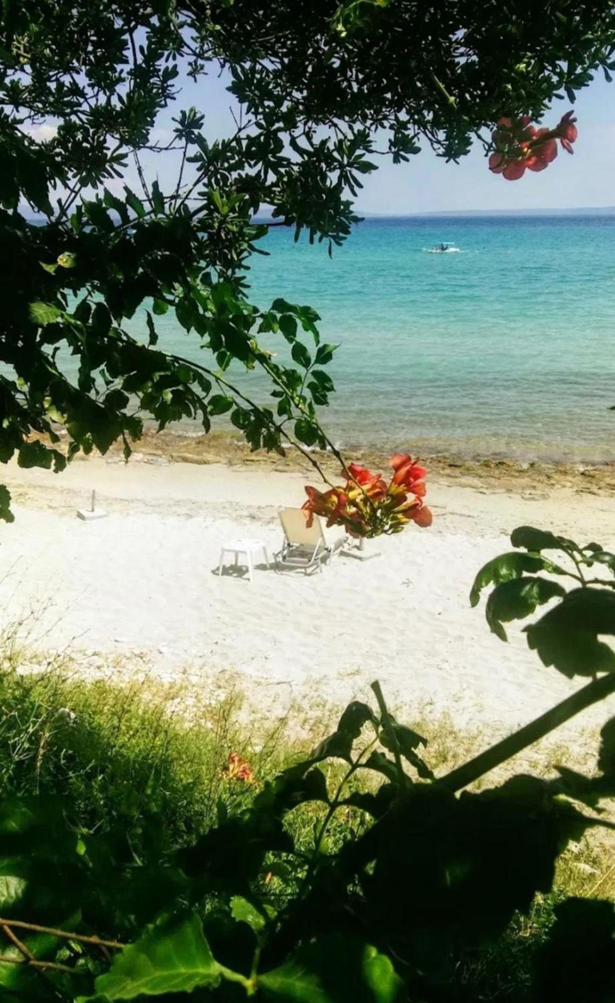 Yades Elegant 2 Minutes Away From The Kallithea (Chalkidiki)