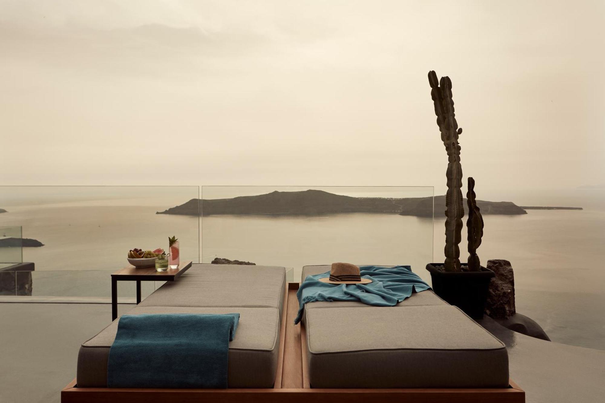 Kivotos Santorini - Preferred &