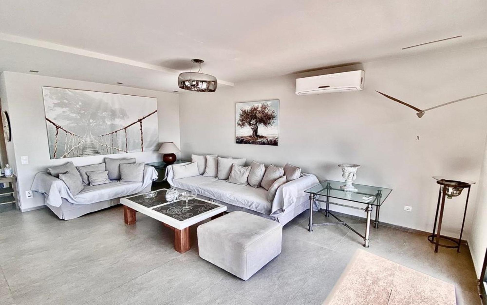 Villa Olivia Estate With Private Swimming Pool