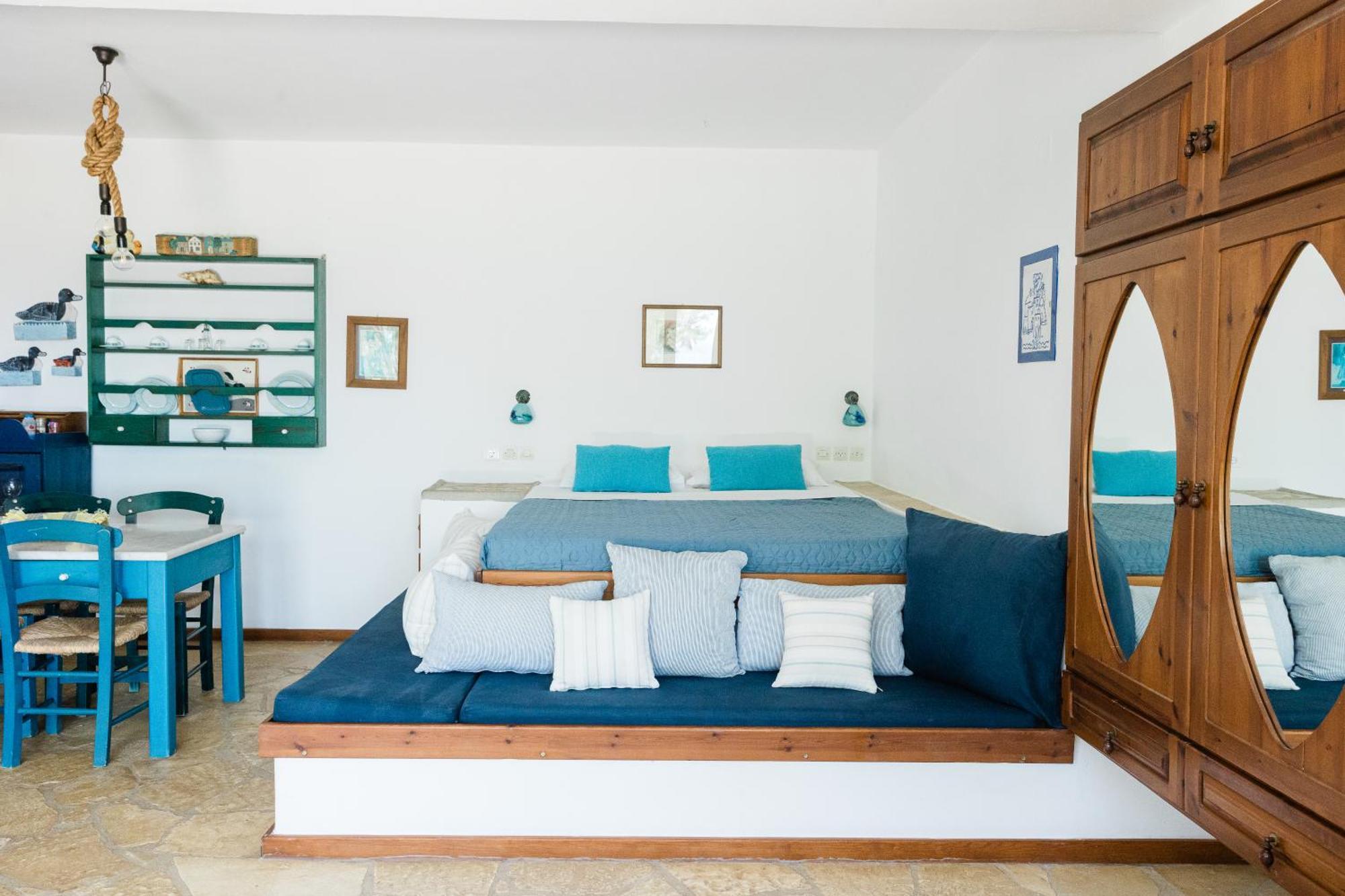 Iliatoras Agia Pelagia (Crete)