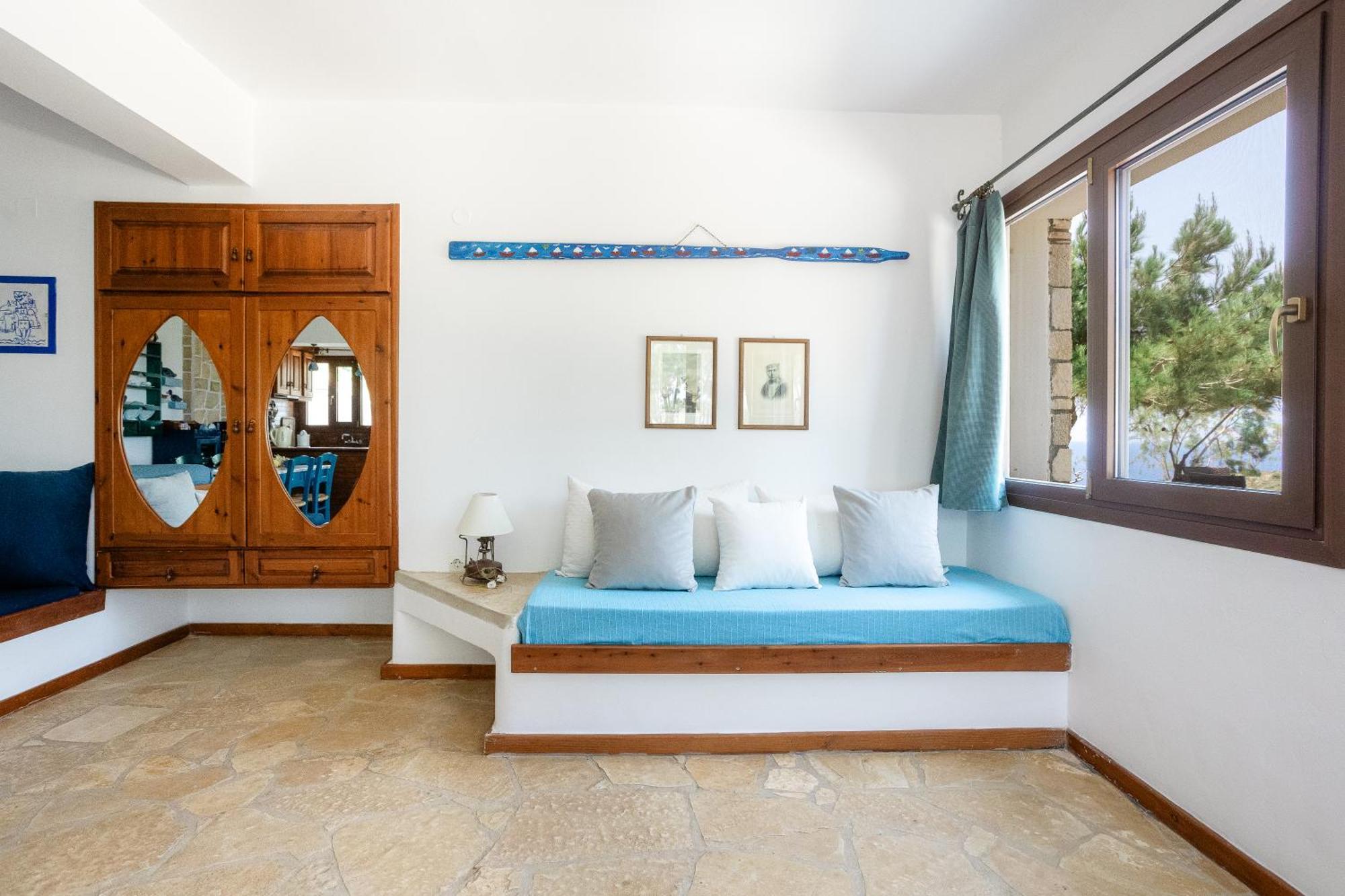 Aparthotel Iliatoras Agia Pelagia (Crete)