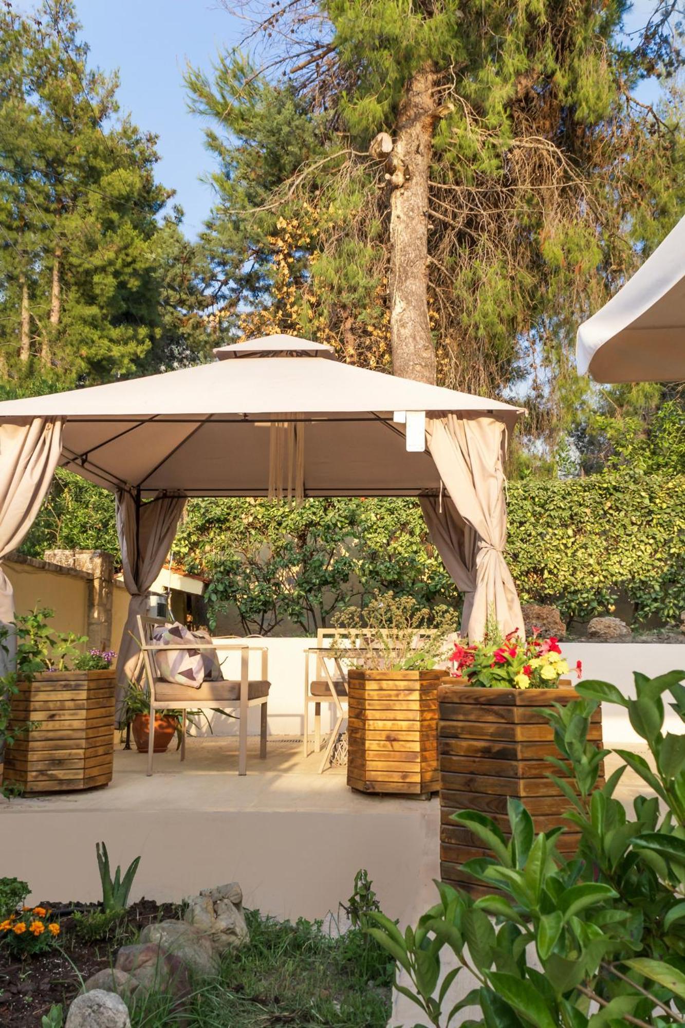 Leisurenest Villa *
