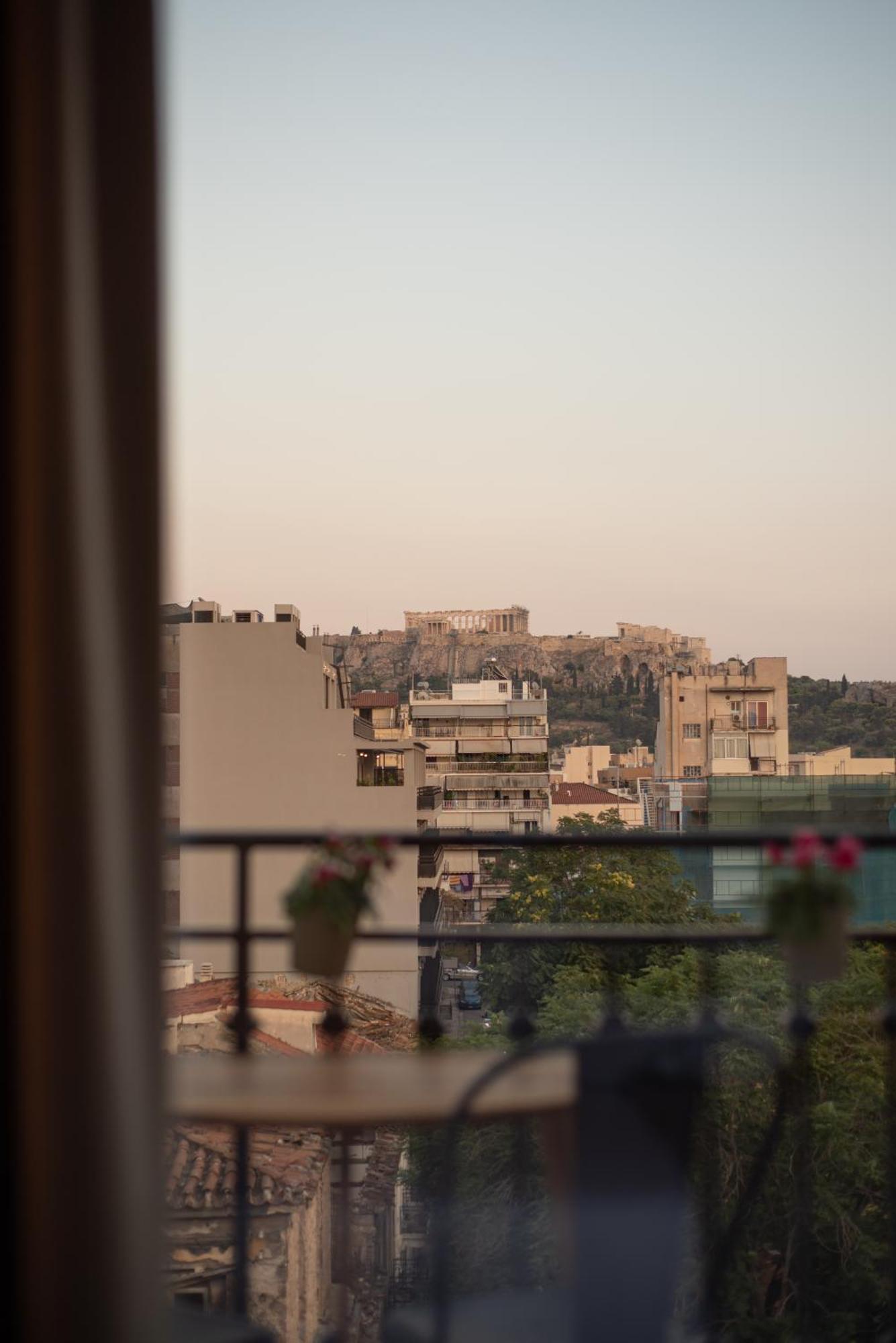 Stunning Acropolis View - 500m Metro - At Historical Center