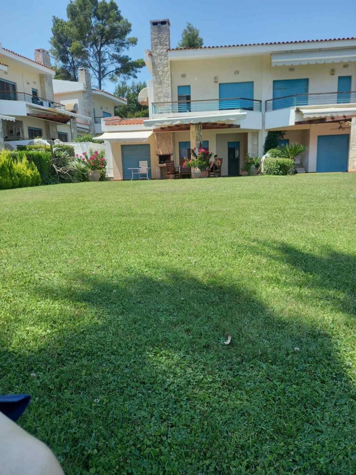 Yades Elegant 2 Minutes Away From The Kallithea (Chalkidiki)