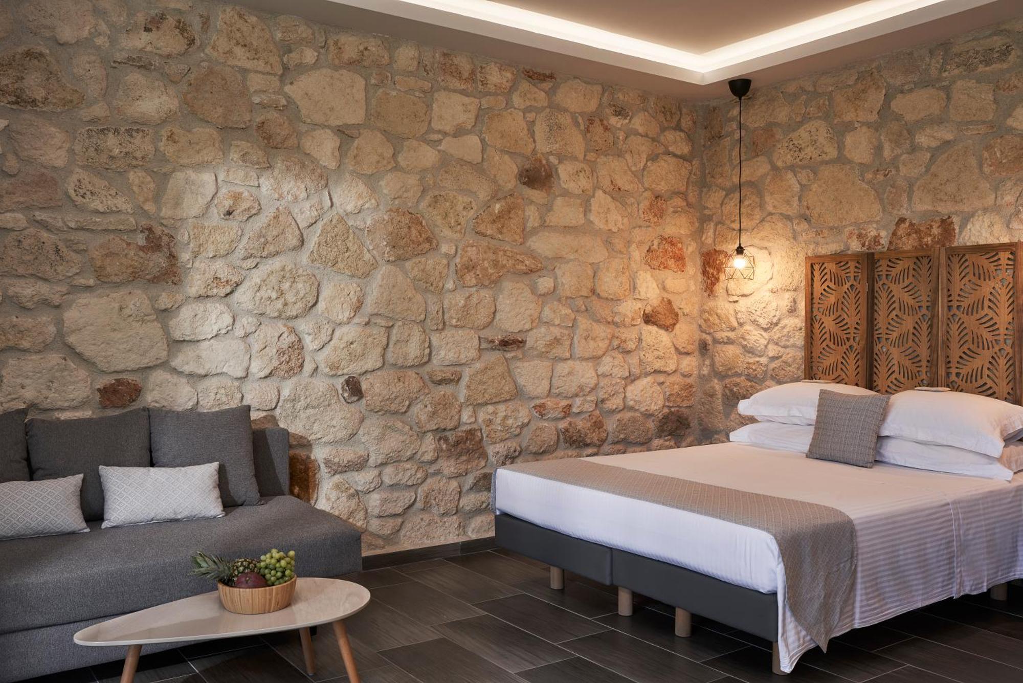 Mirabilia Boutique Hotel 3*