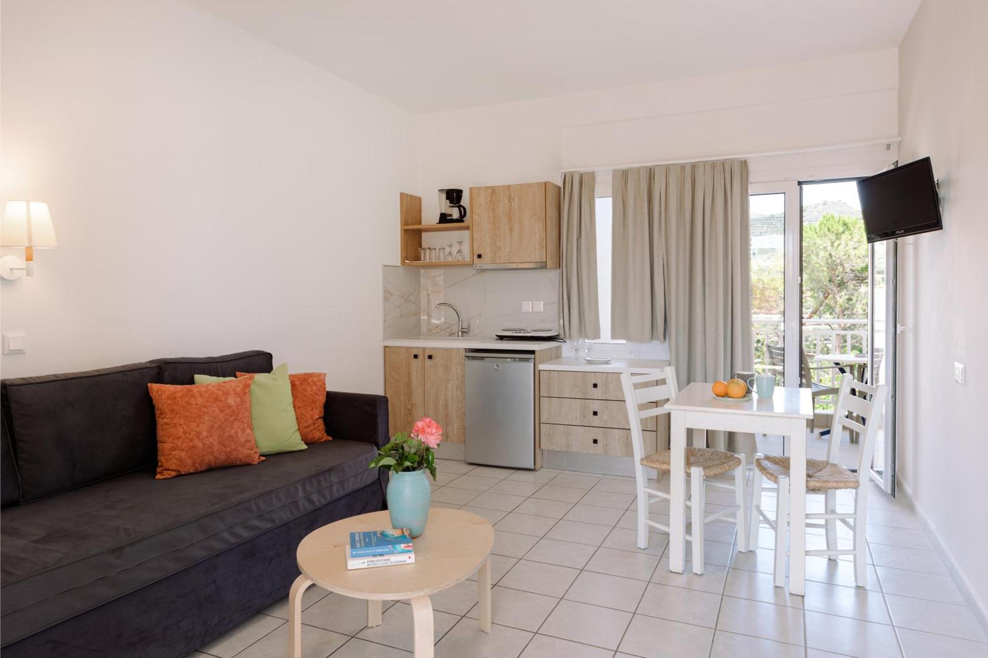 Ormos Atalia Hotel 3*