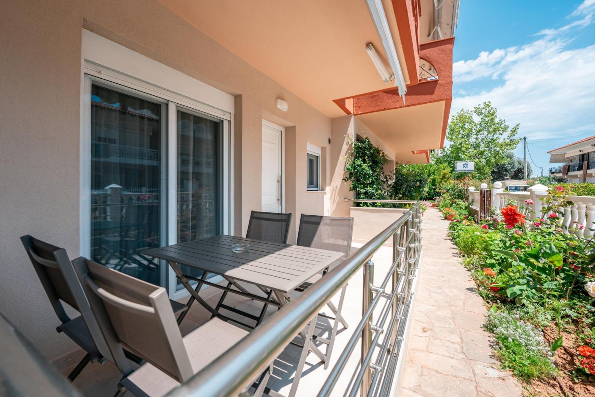 Milonas House Paralia Dionysiou