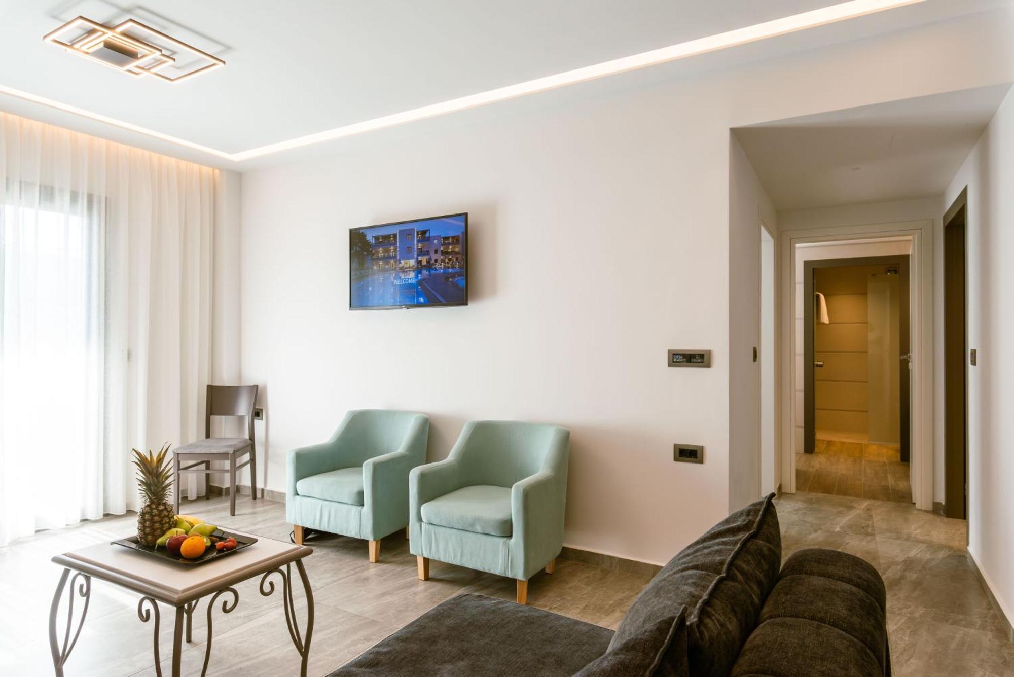 Summer Dream Aparthotel 3*