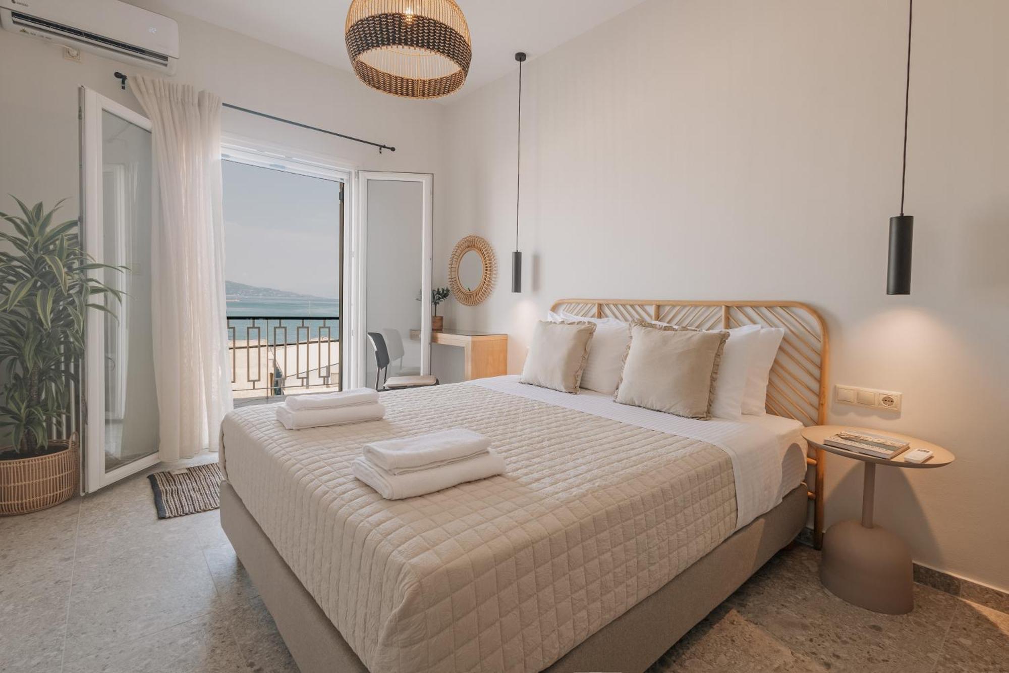 La Apartment *