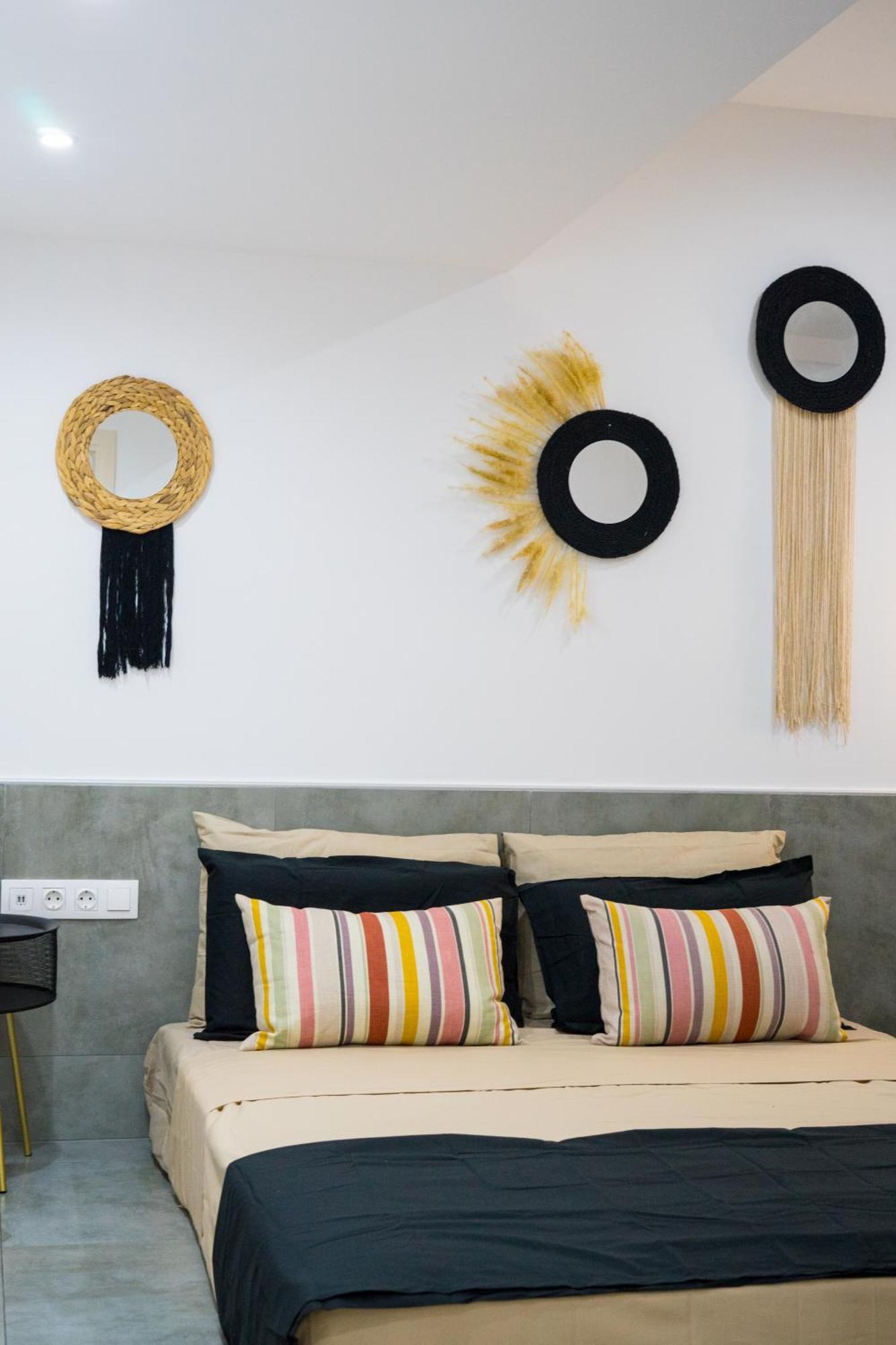 Orama Apartment *
