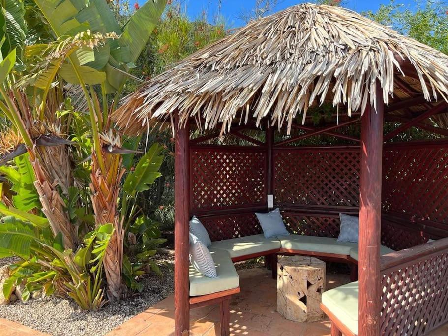 Staffed, Unique And Luxurious Coastal In Beautiful Anidri, Villa