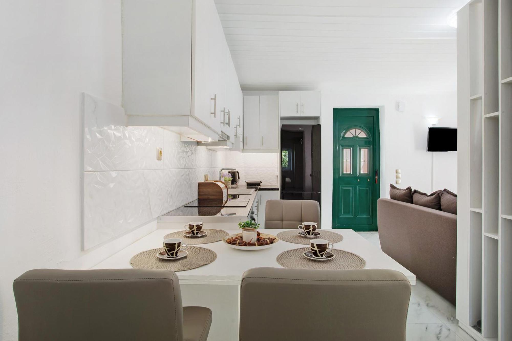 Apartment Drosia Volimes