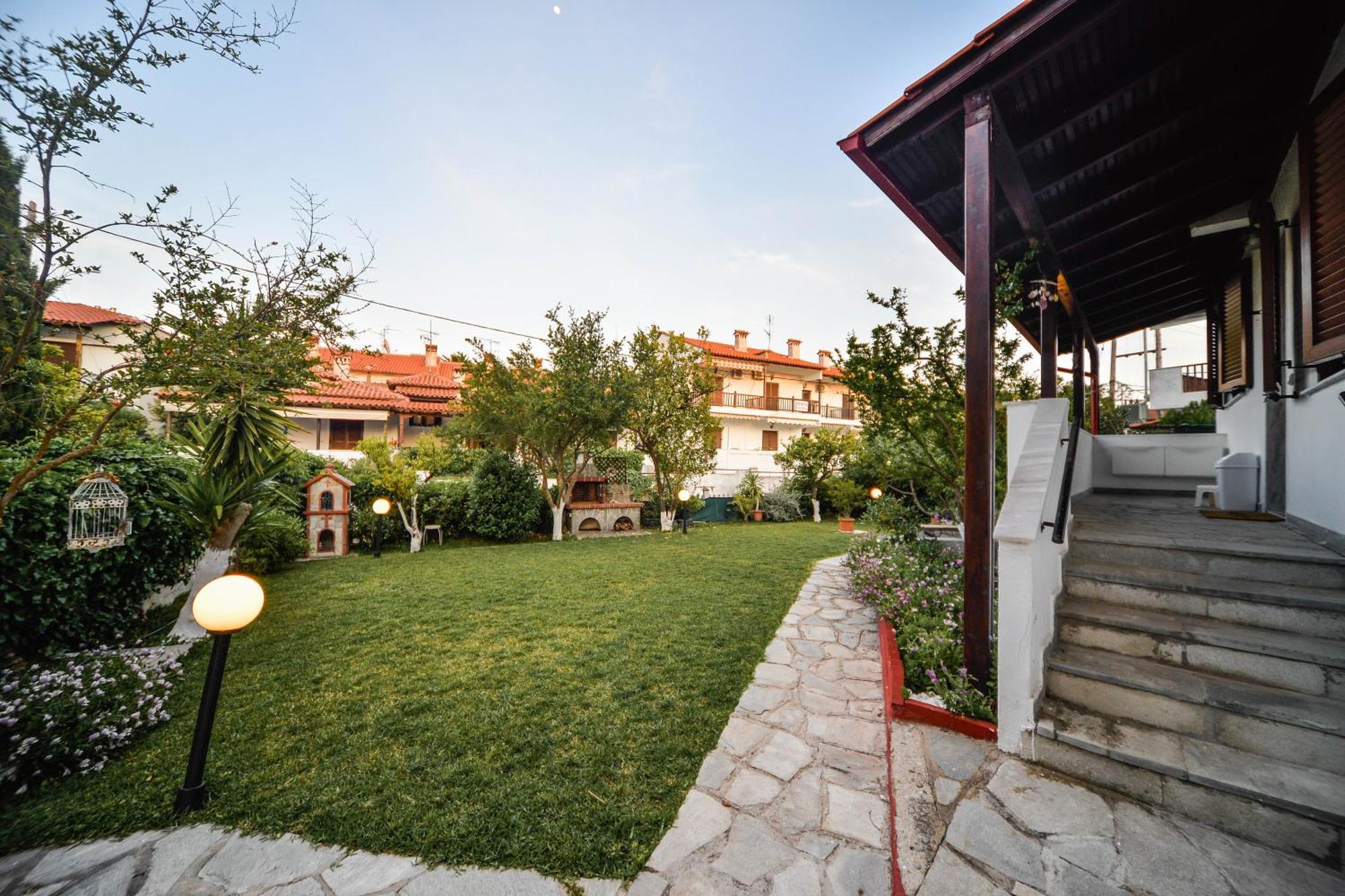 Traditional Lux Mezonete Villa Pefkochori