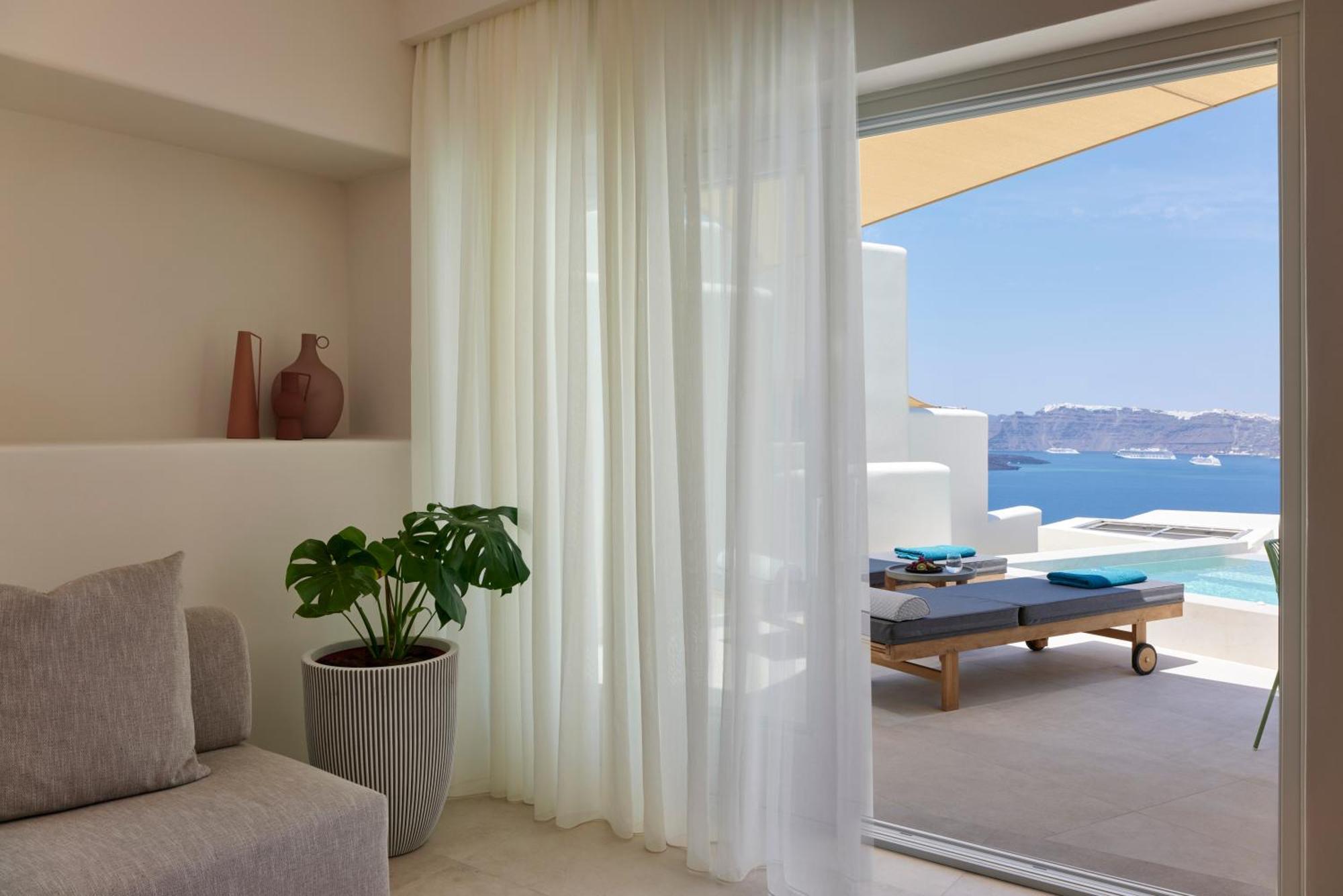 Hotel Apanemo & Akrotiri (Santorini)