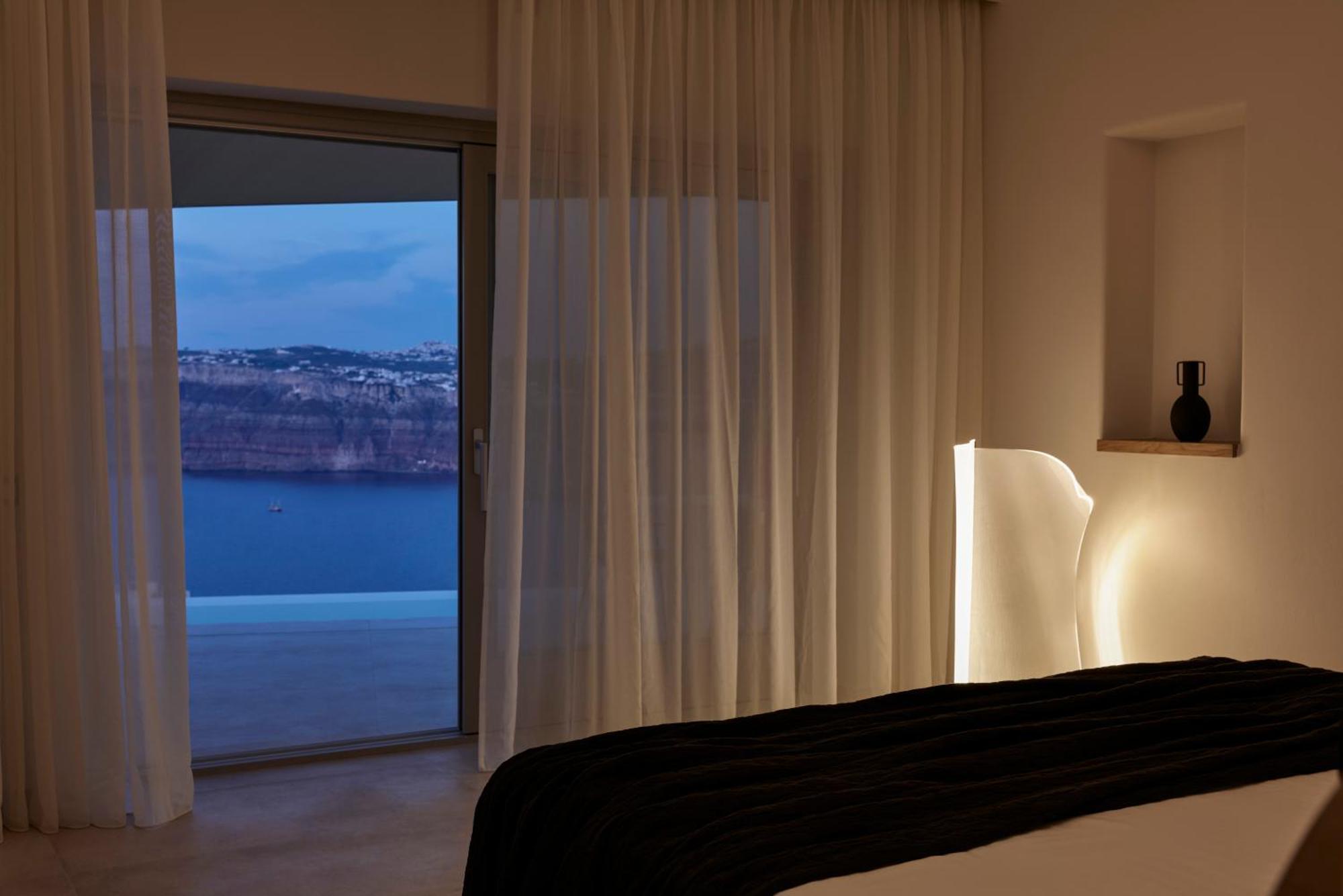 Apanemo & Hotel 3*