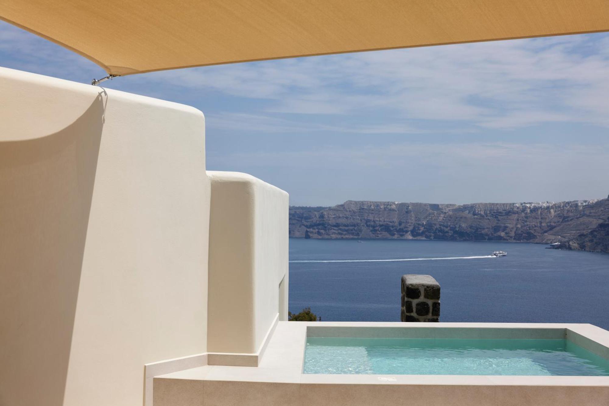 Hotel Apanemo & Akrotiri (Santorini)