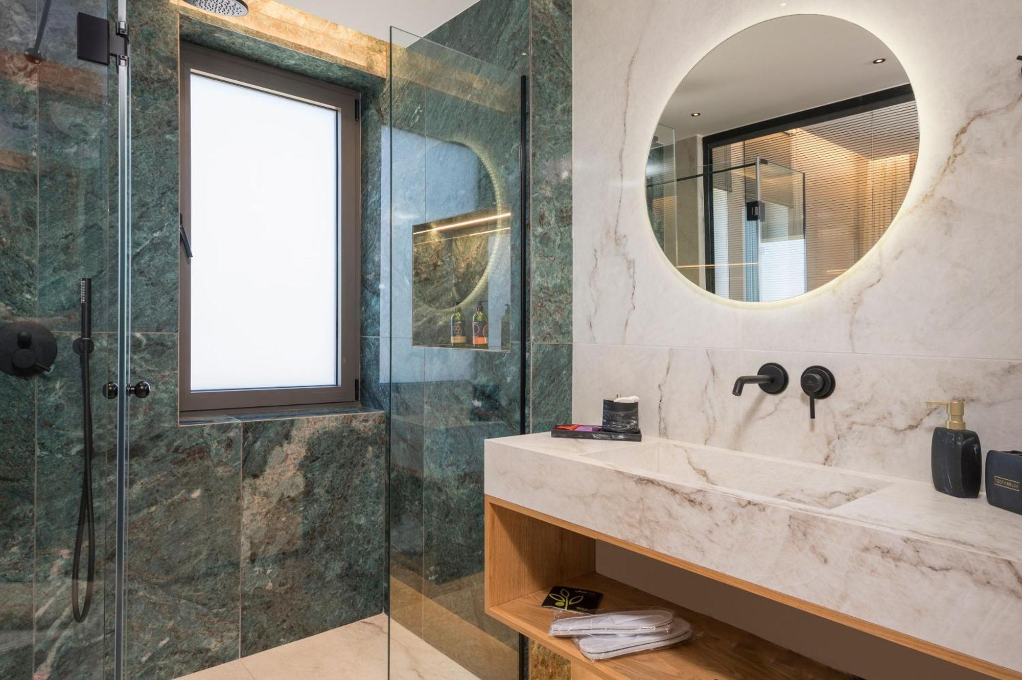 Villa Ekphrasis With Sea View And Jacuzzi Ravdhoukha