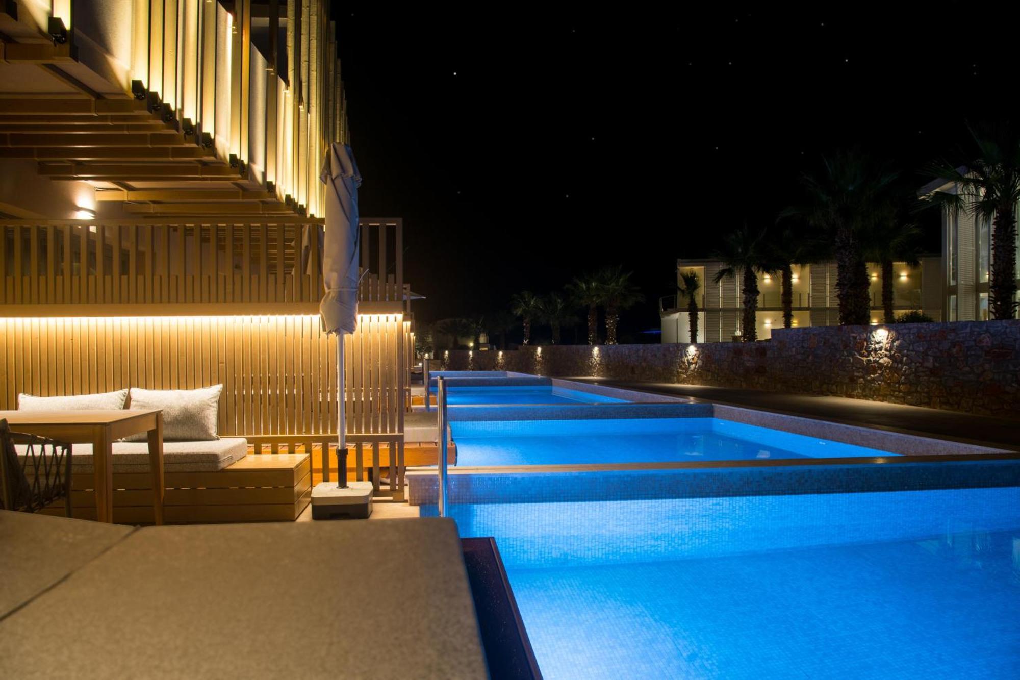 Hotel Senseana Sea Side & Aquadventure 5*
