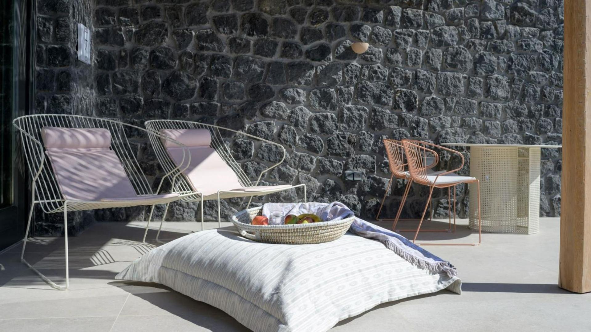 Lithi Luxury Retreat * Imerovigli (Santorini)