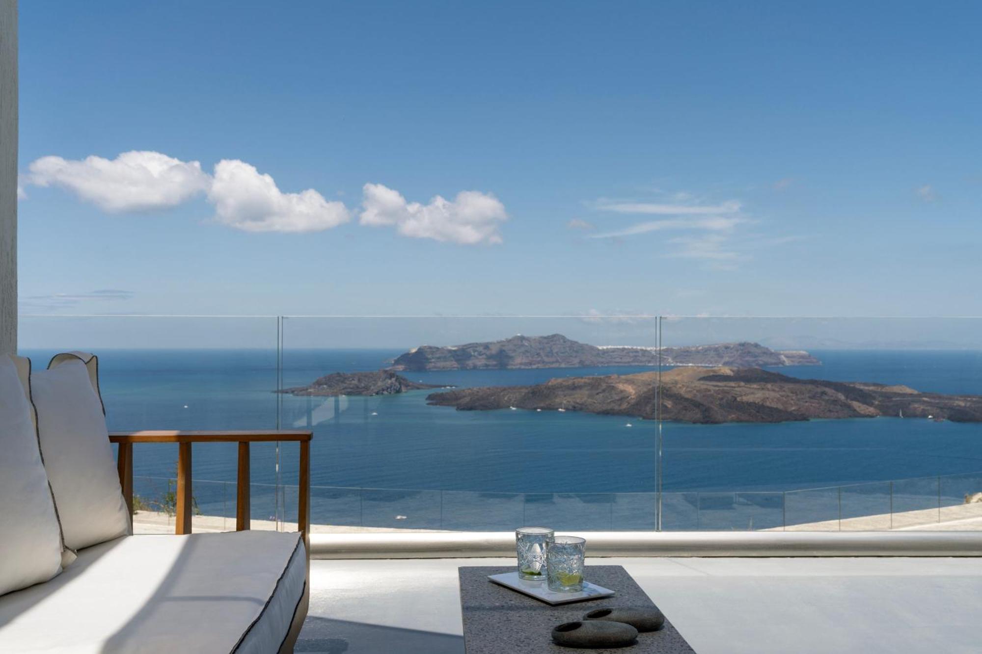 Vedema, A Luxury Collection Resort, Santorini 5*