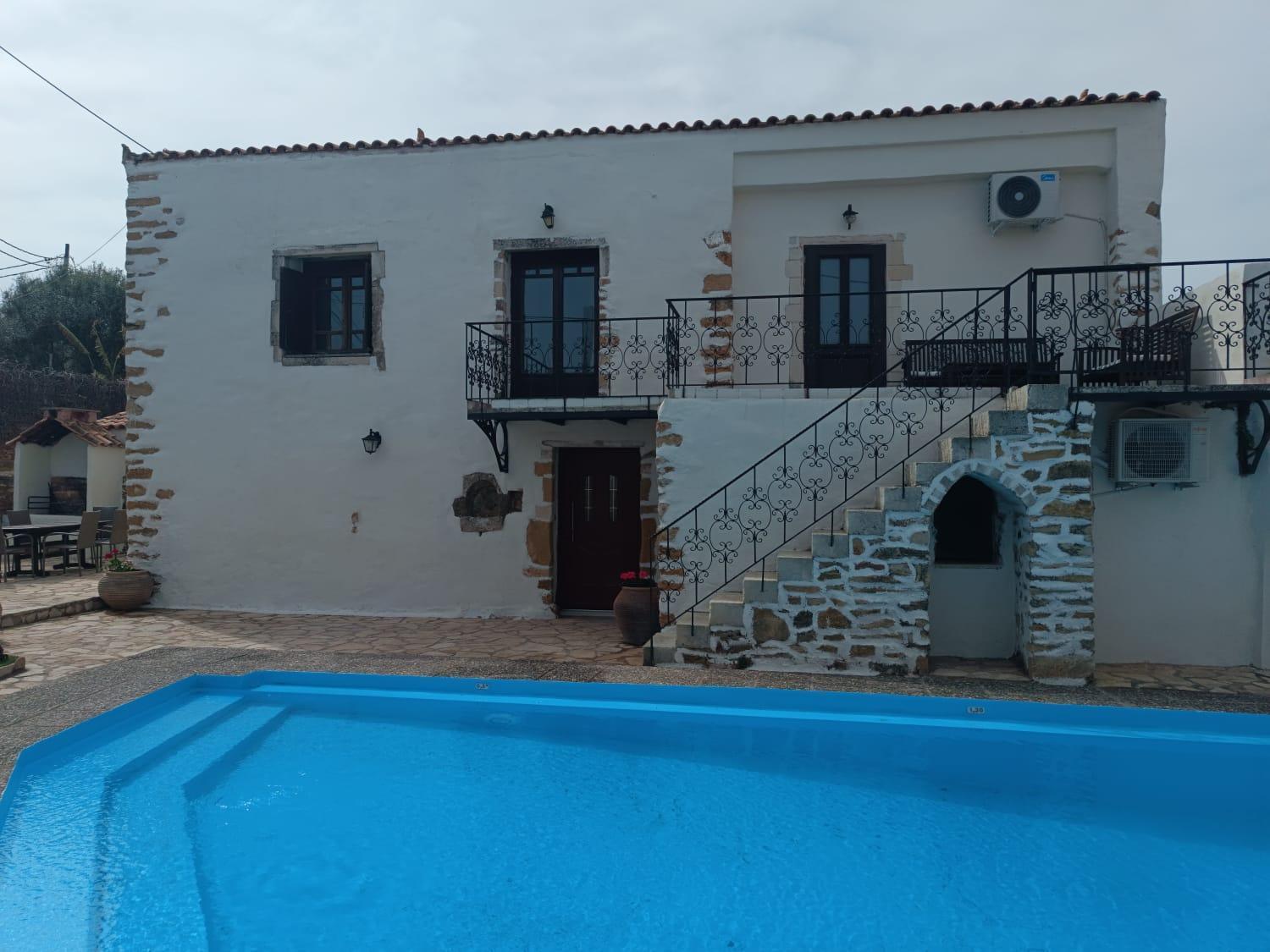 Lina Private Pool Villa *