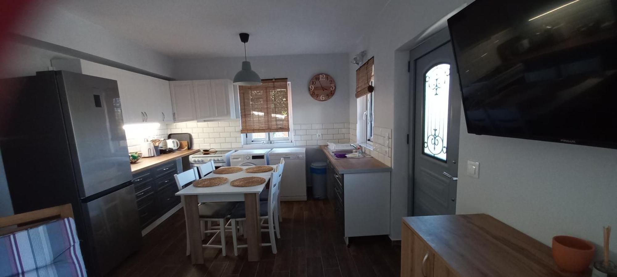 Ori Leni Holiday home *