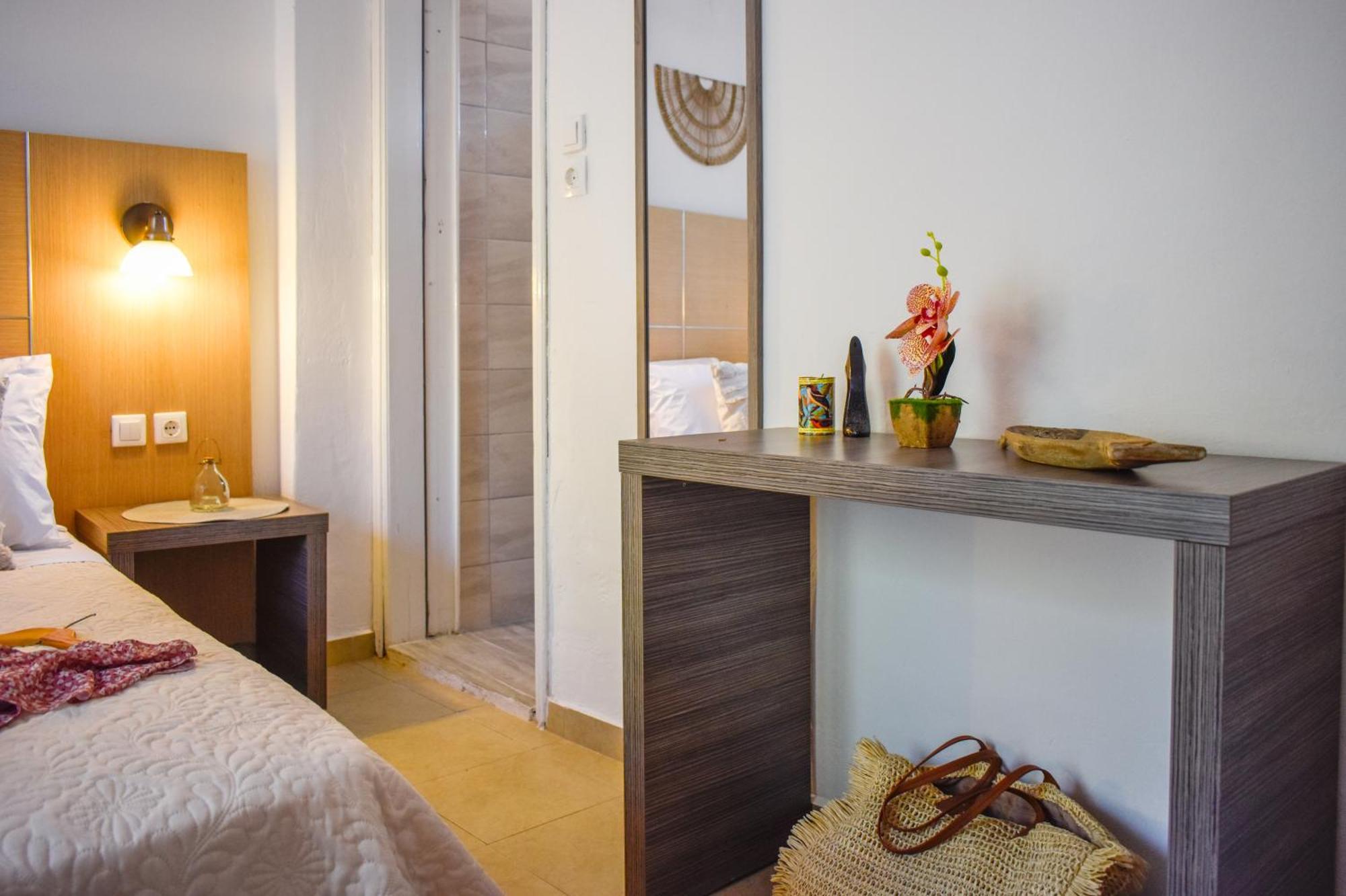 Aparthotel Bonsai Skiathos Town